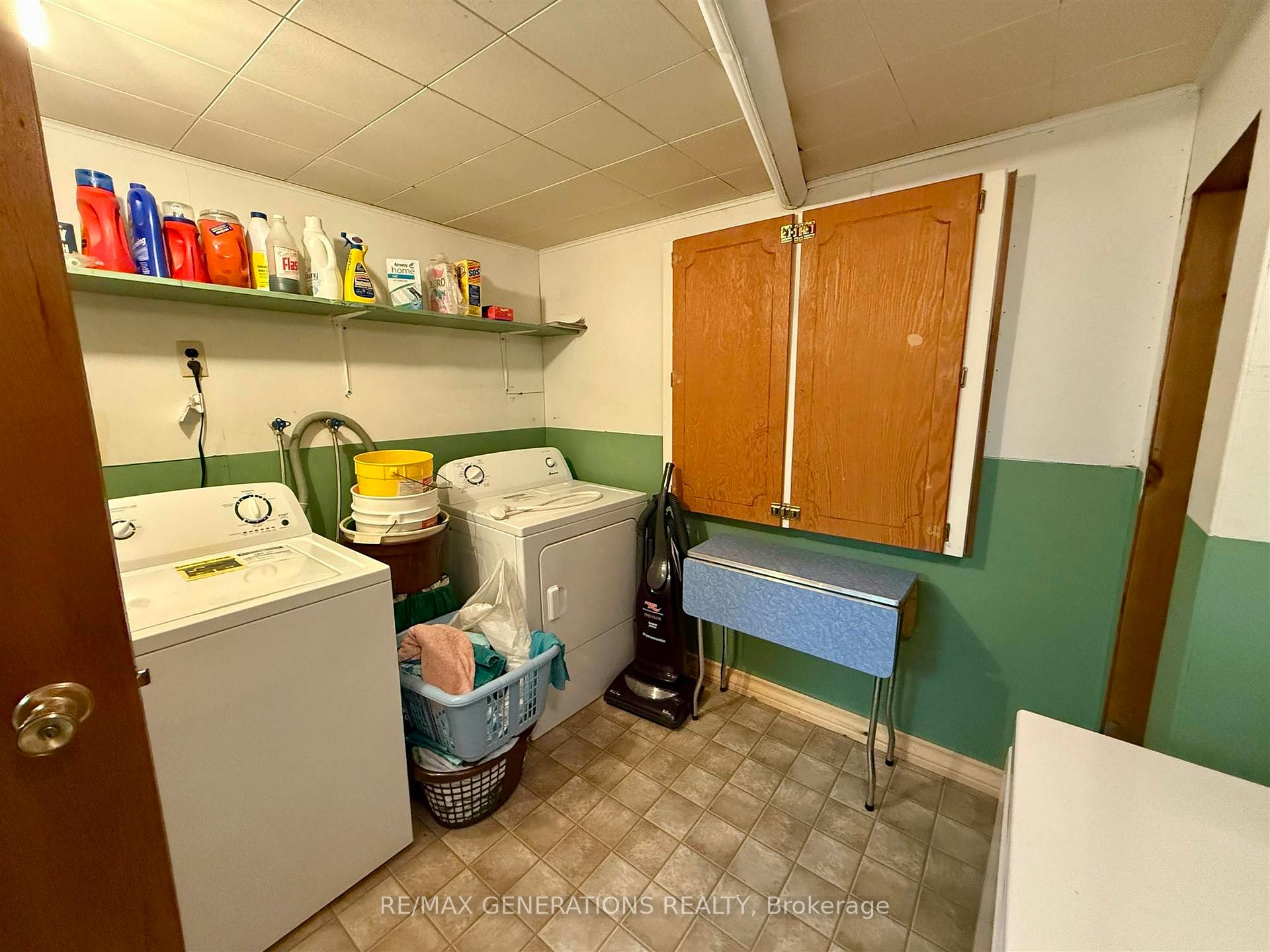Photo 13 of 418 Heather Crescent, Thunder Bay, Green Acres — HOMEH