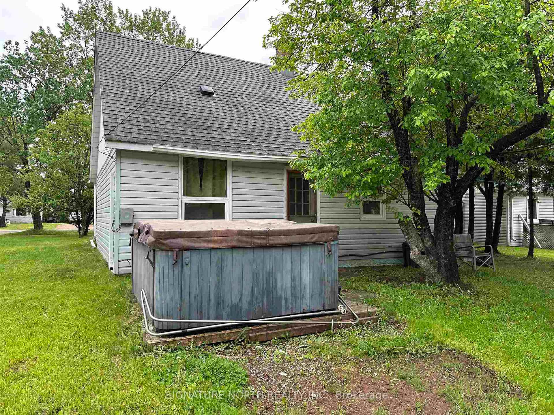 Photo 3 of 9 Spring Avenue, Atikokan — HOMEH