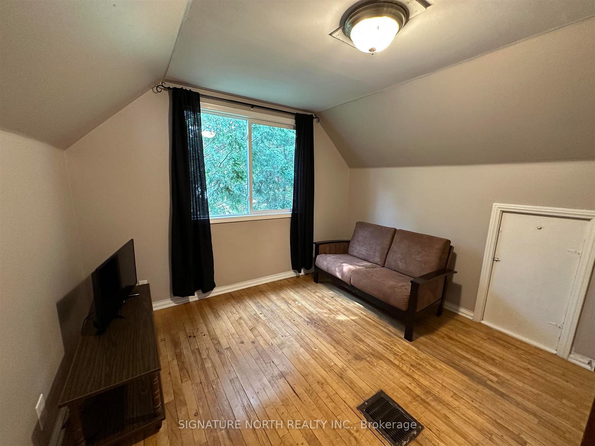 Photo 18 of 9 Spring Avenue, Atikokan — HOMEH