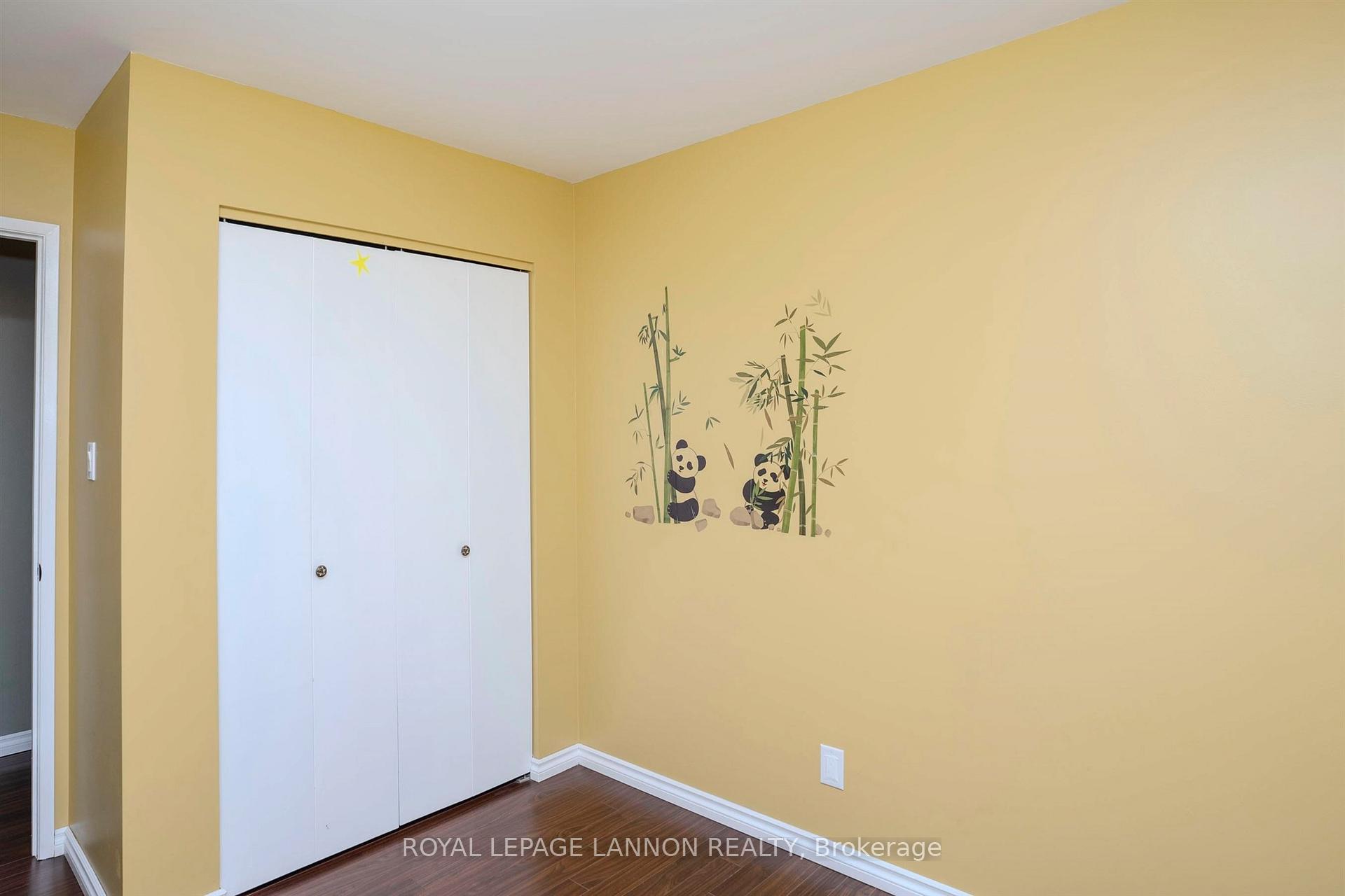 Photo 23 of 2028 Arthur Street E, Thunder Bay, Green Acres — HOMEH