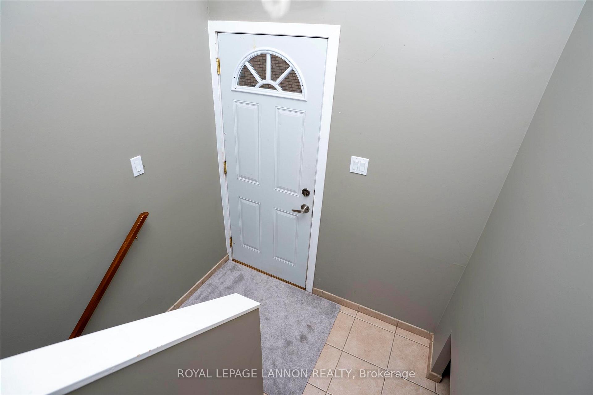 Photo 24 of 2028 Arthur Street E, Thunder Bay, Green Acres — HOMEH