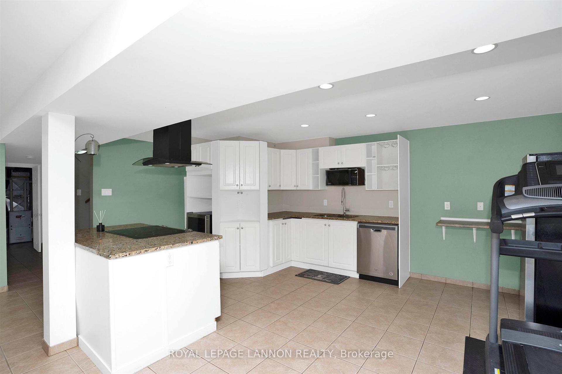 Photo 29 of 2028 Arthur Street E, Thunder Bay, Green Acres — HOMEH