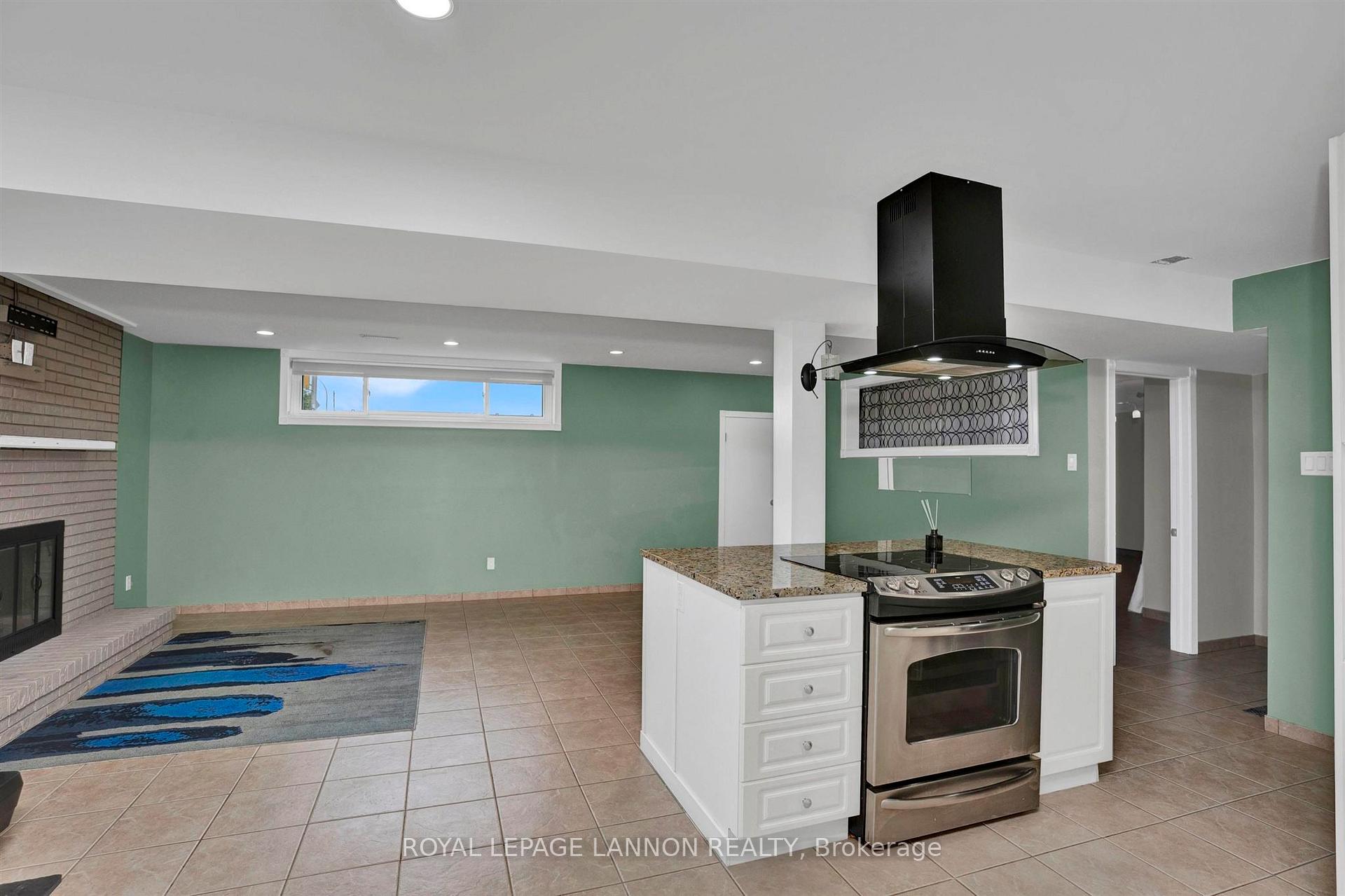 Photo 32 of 2028 Arthur Street E, Thunder Bay, Green Acres — HOMEH