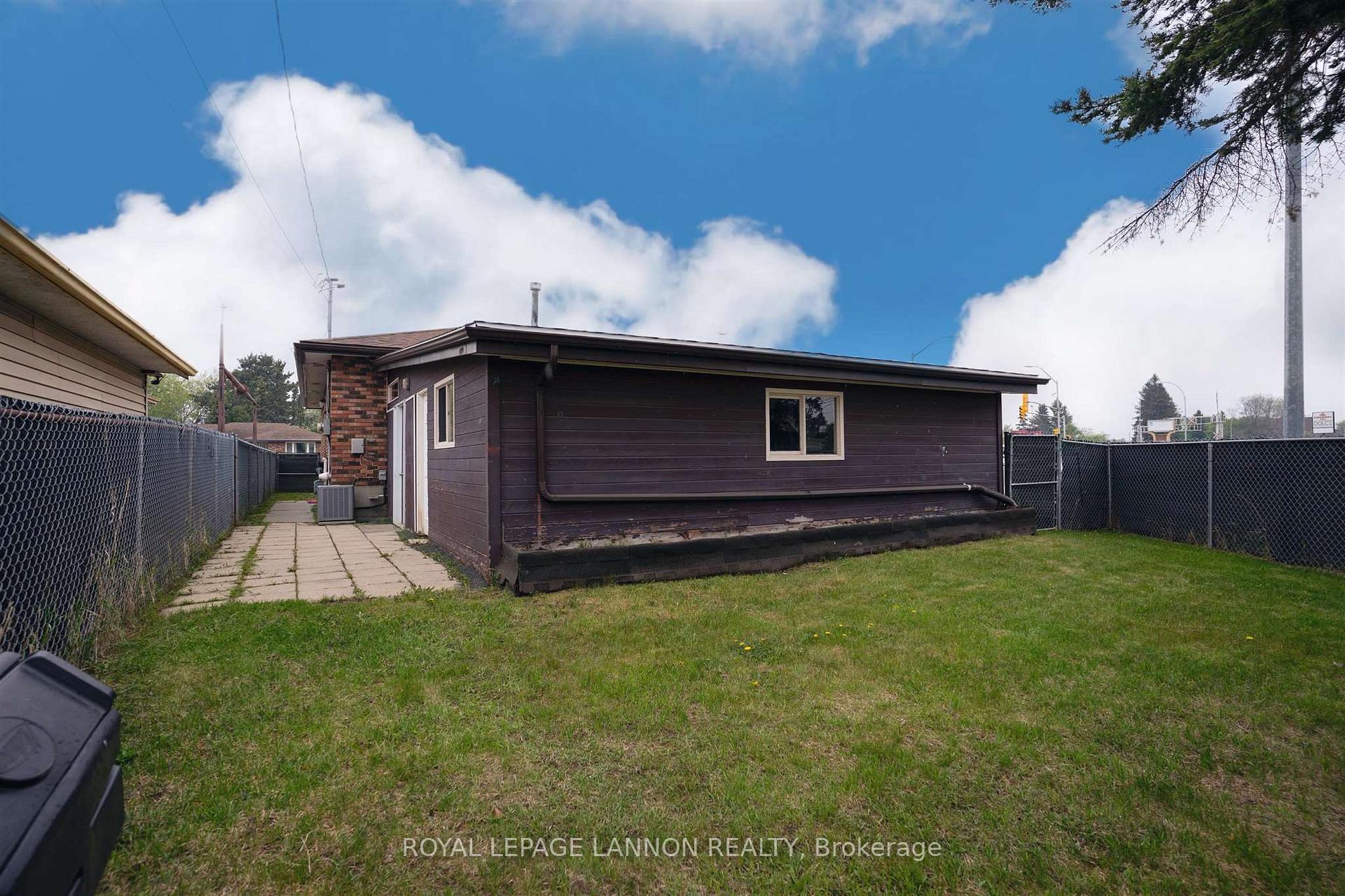 Photo 44 of 2028 Arthur Street E, Thunder Bay, Green Acres — HOMEH