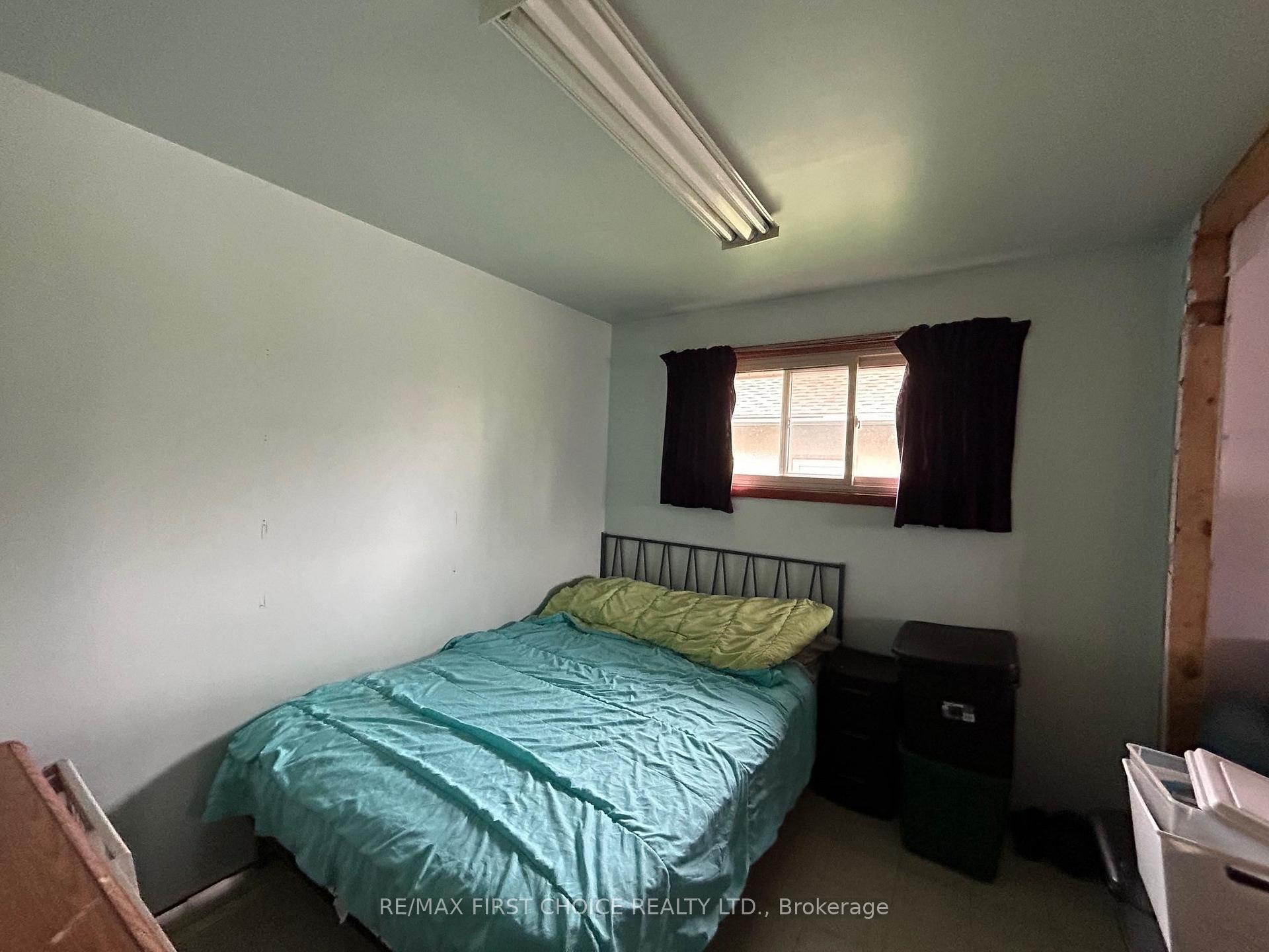 Photo 8 of 104 Penfold Street, Thunder Bay, Shuniah — HOMEH