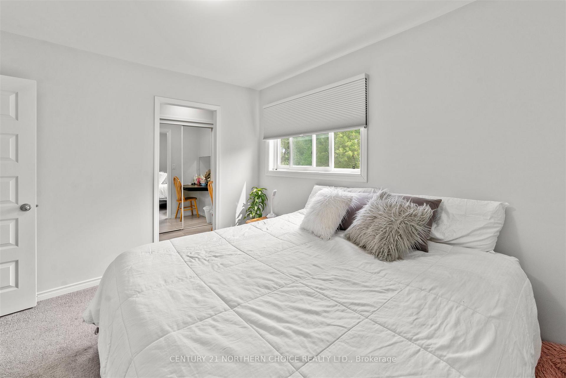 Photo 14 of 519 Eighth Avenue S, Kenora, Lakeside — HOMEH