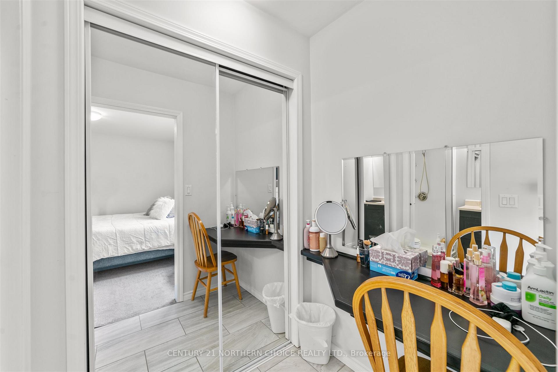 Photo 15 of 519 Eighth Avenue S, Kenora, Lakeside — HOMEH