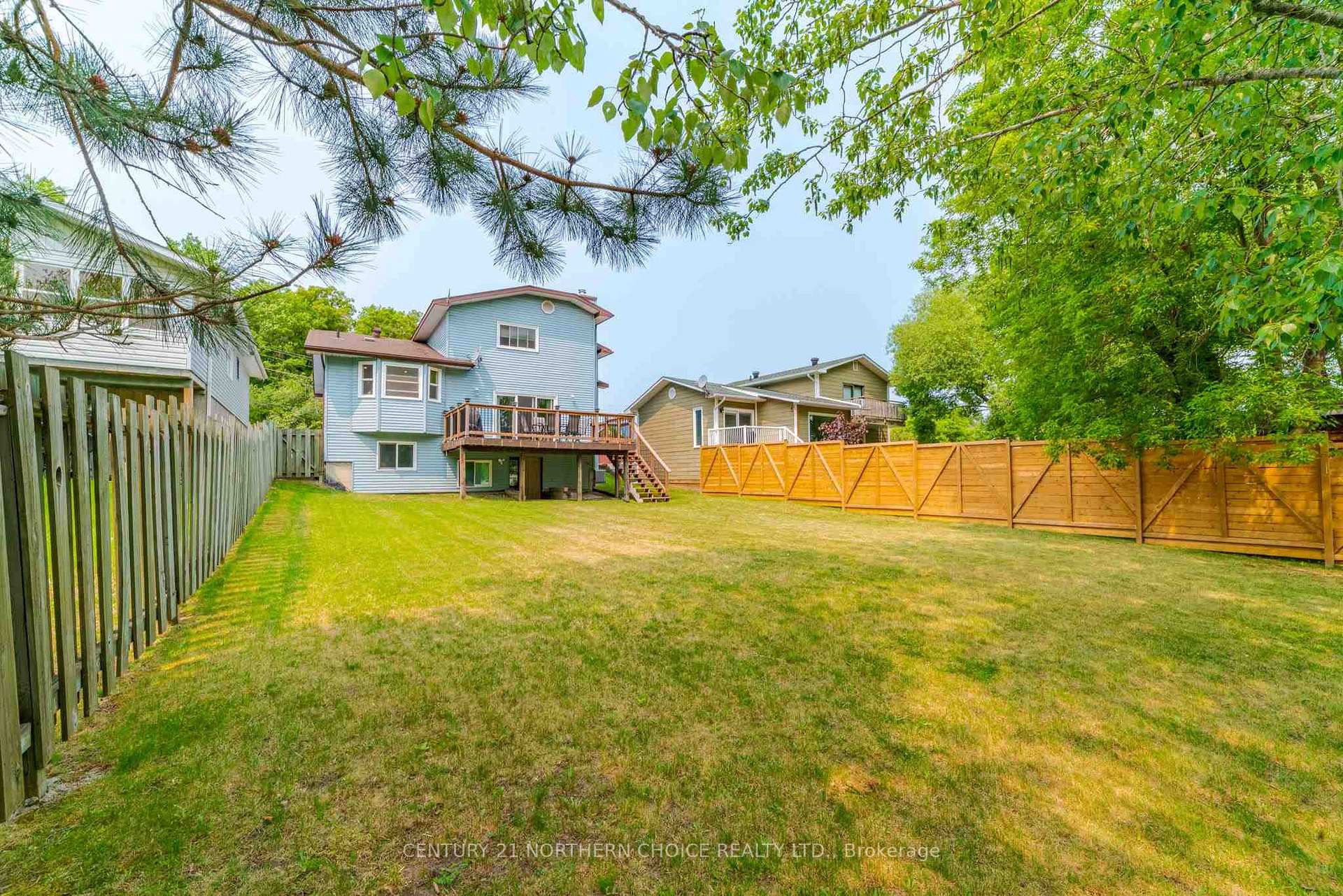 Photo 31 of 519 Eighth Avenue S, Kenora, Lakeside — HOMEH
