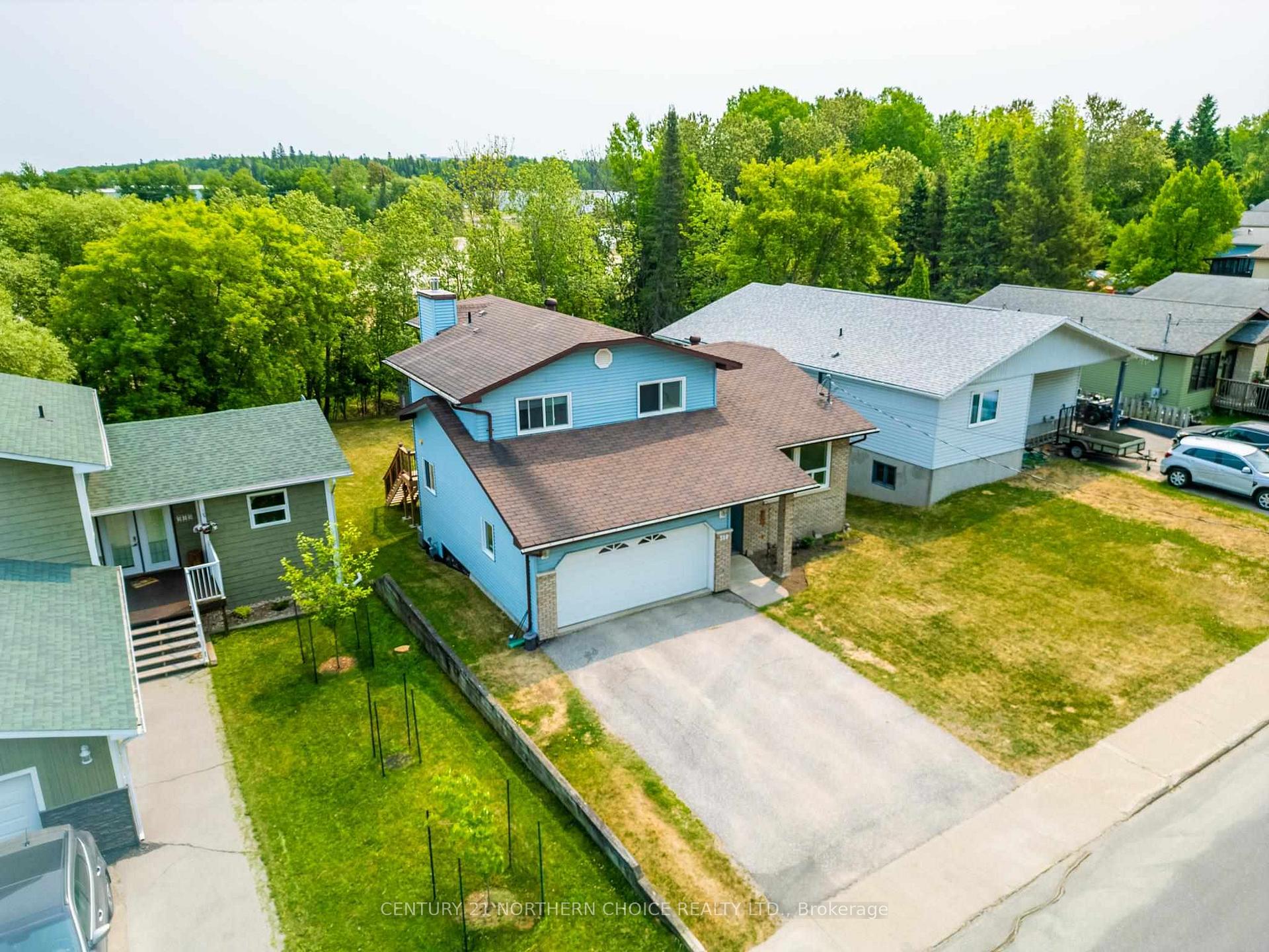 Photo 46 of 519 Eighth Avenue S, Kenora, Lakeside — HOMEH