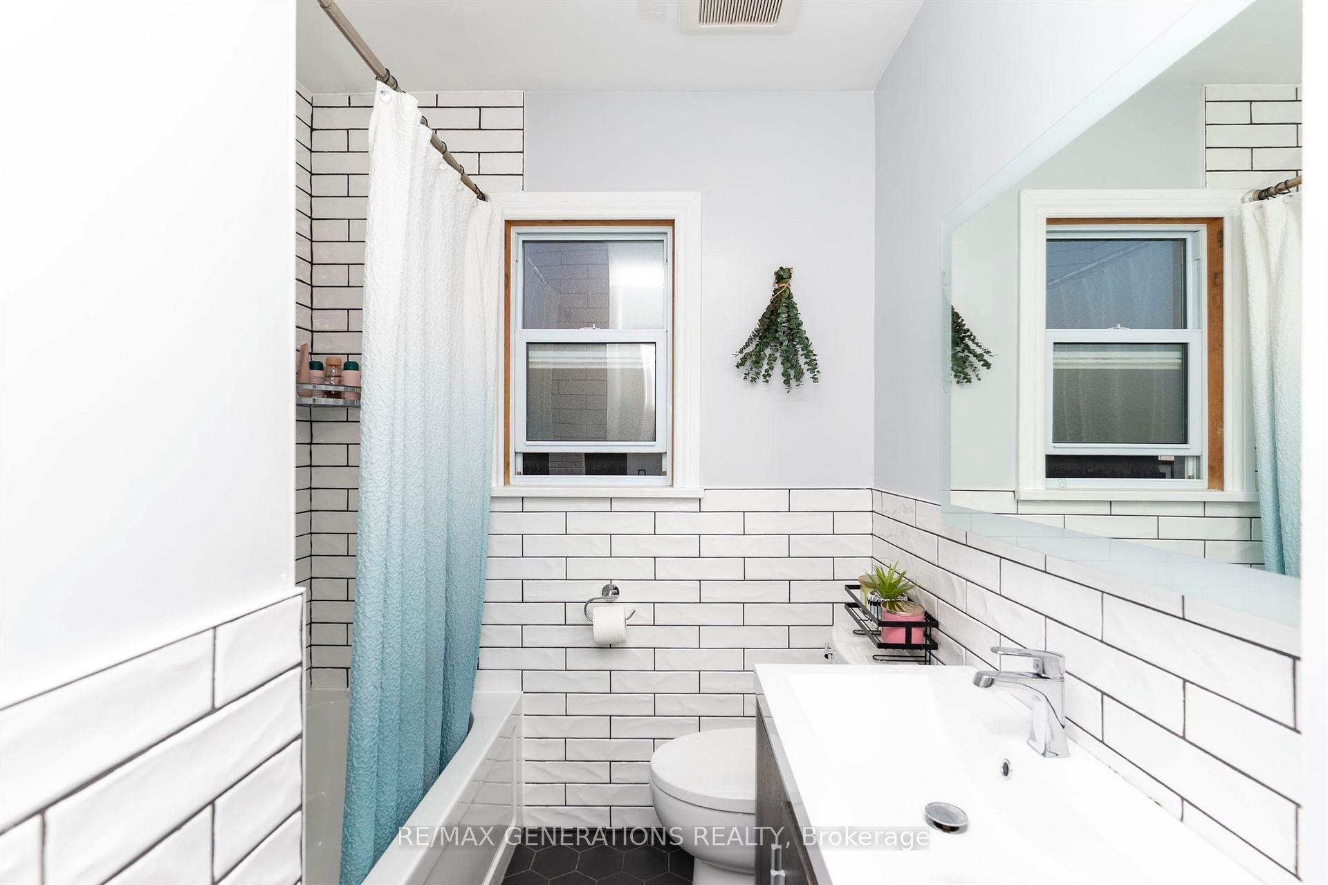 Photo 18 of 531 Hyde Park Avenue, Thunder Bay, Hyde Park — HOMEH