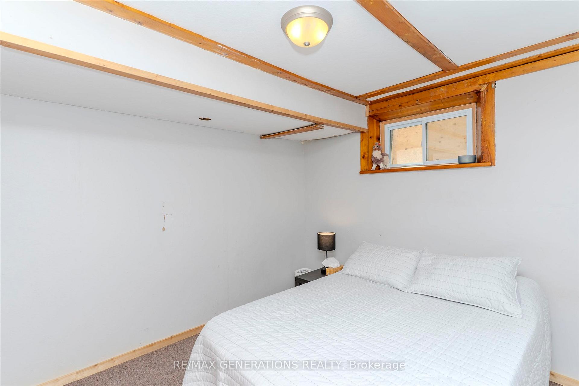 Photo 19 of 531 Hyde Park Avenue, Thunder Bay, Hyde Park — HOMEH