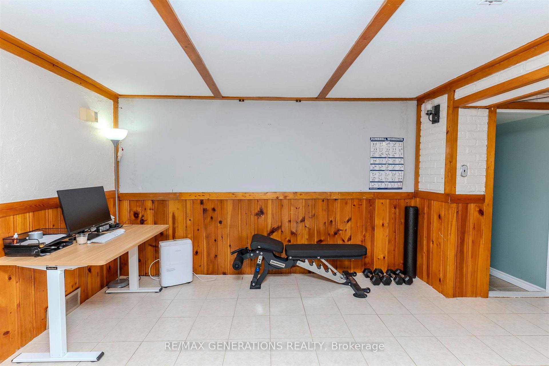 Photo 23 of 531 Hyde Park Avenue, Thunder Bay, Hyde Park — HOMEH