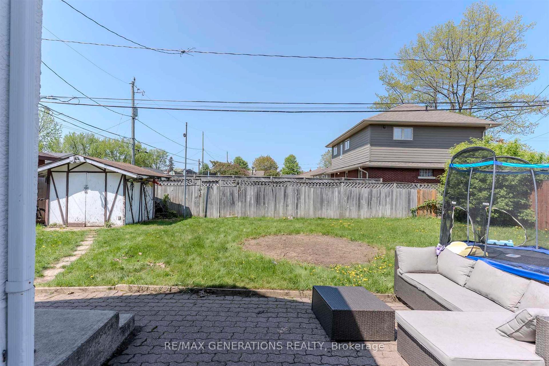 Photo 29 of 531 Hyde Park Avenue, Thunder Bay, Hyde Park — HOMEH