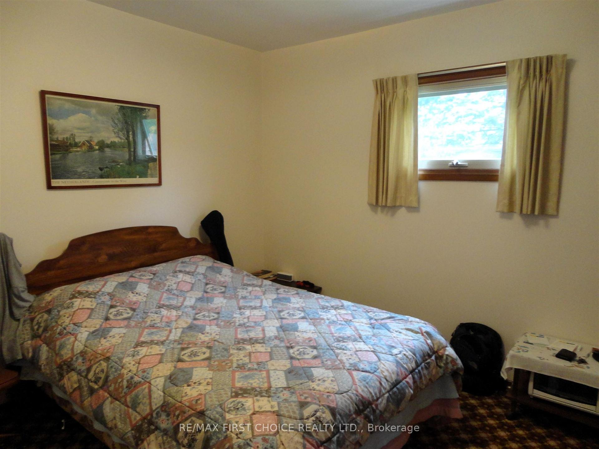 Photo 11 of 1805 Rosslyn Road, Thunder Bay, Rosslyn Road — HOMEH