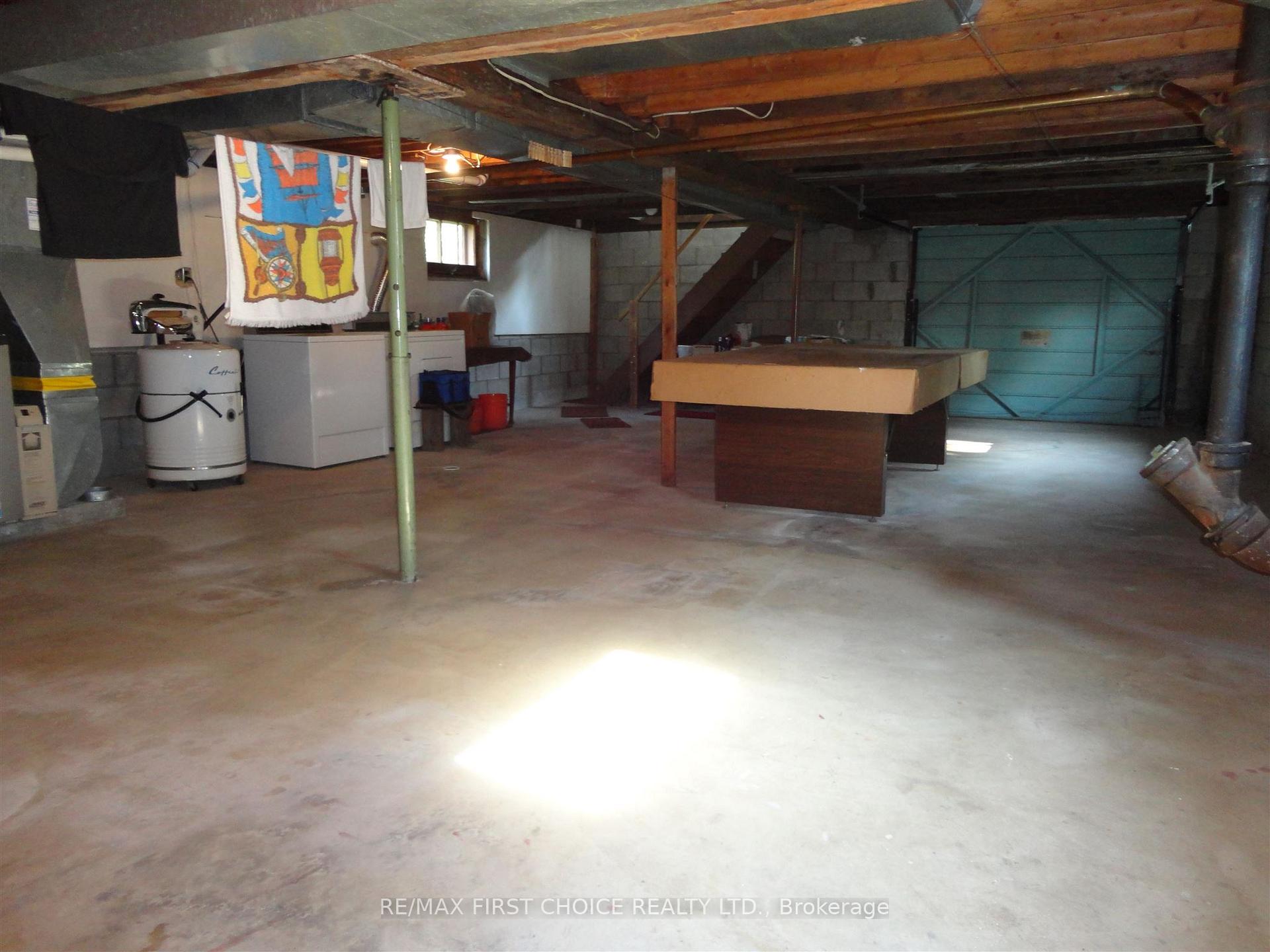 Photo 20 of 1805 Rosslyn Road, Thunder Bay, Rosslyn Road — HOMEH