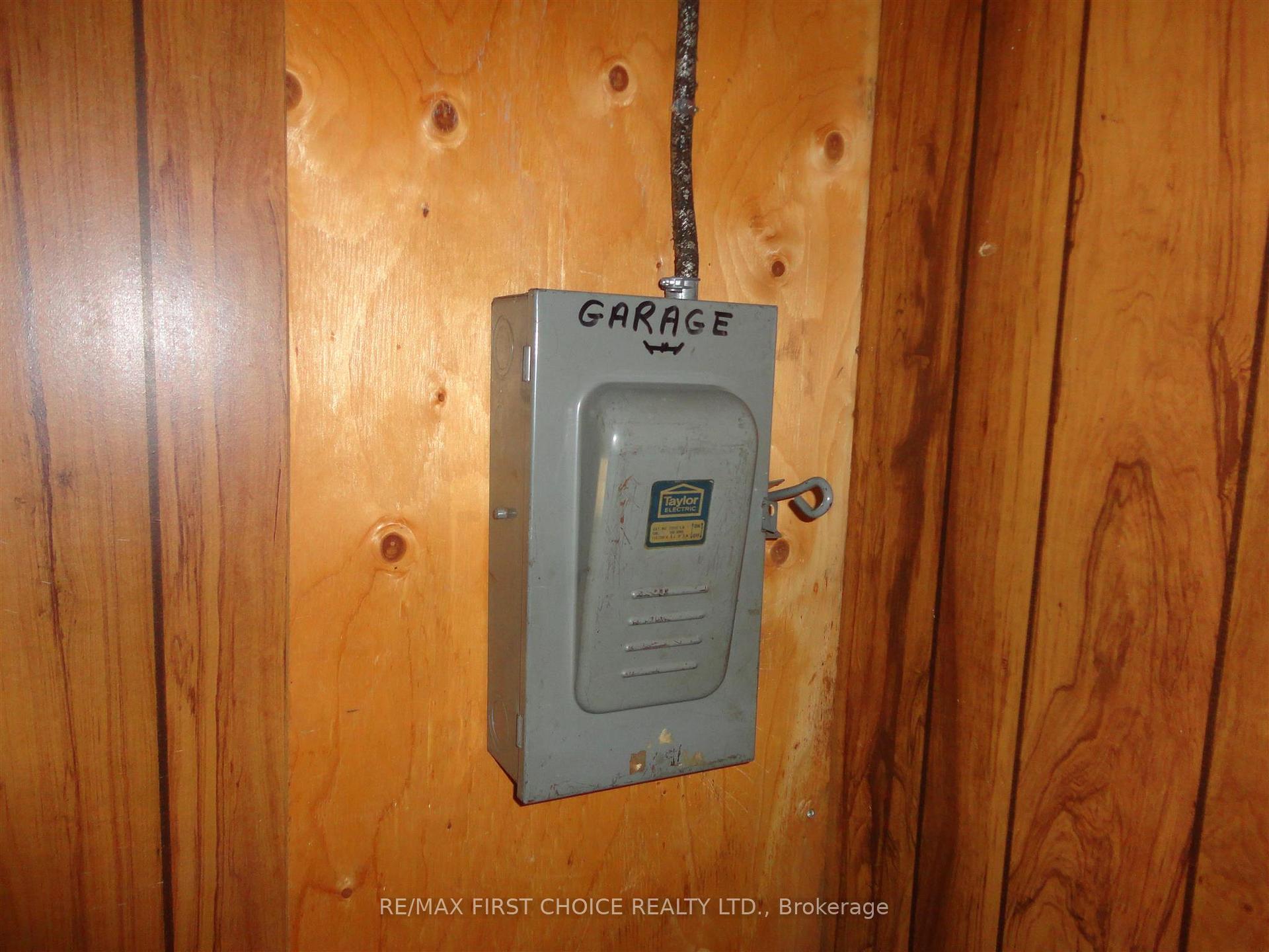 Photo 23 of 1805 Rosslyn Road, Thunder Bay, Rosslyn Road — HOMEH