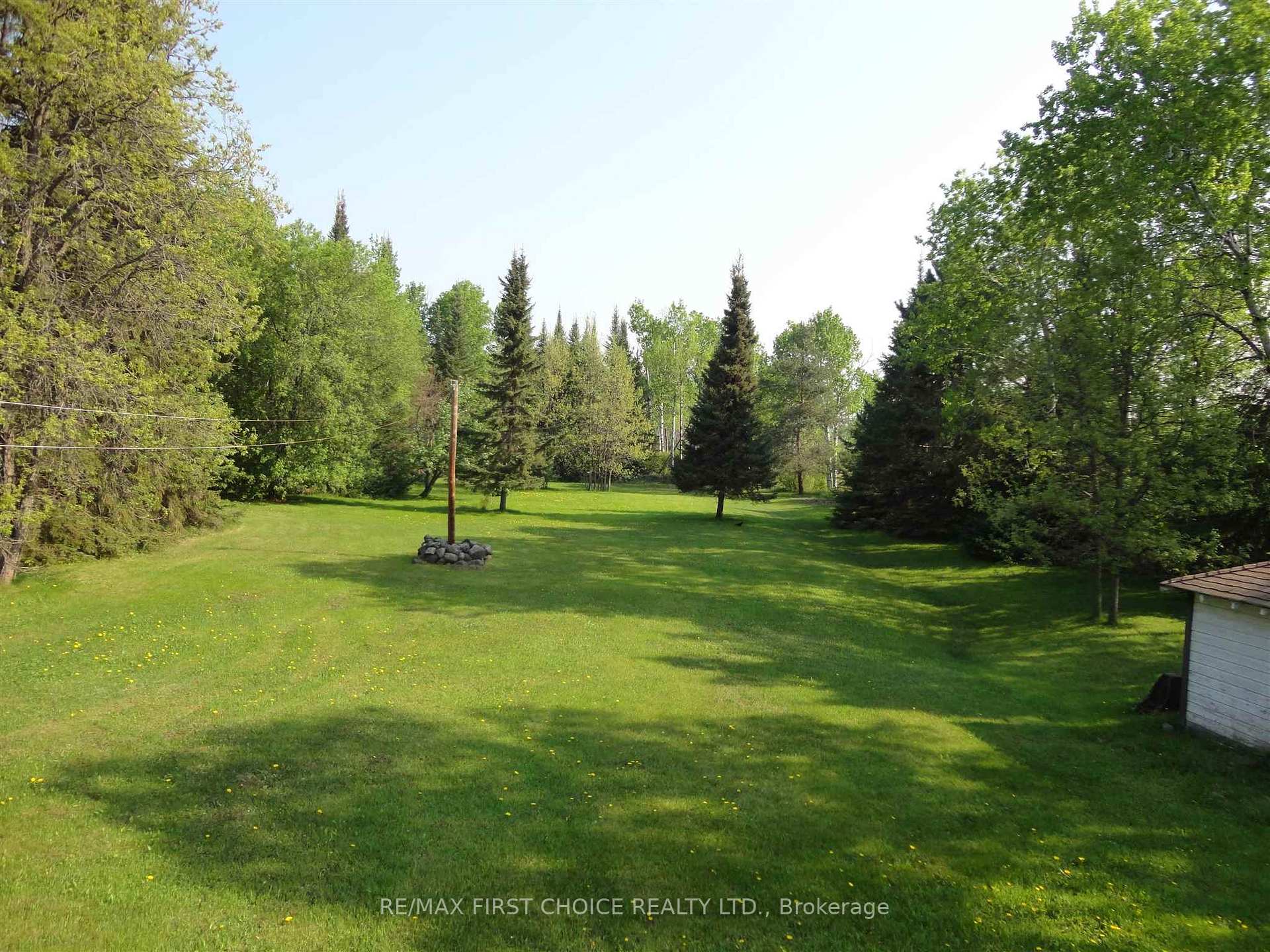 Photo 25 of 1805 Rosslyn Road, Thunder Bay, Rosslyn Road — HOMEH