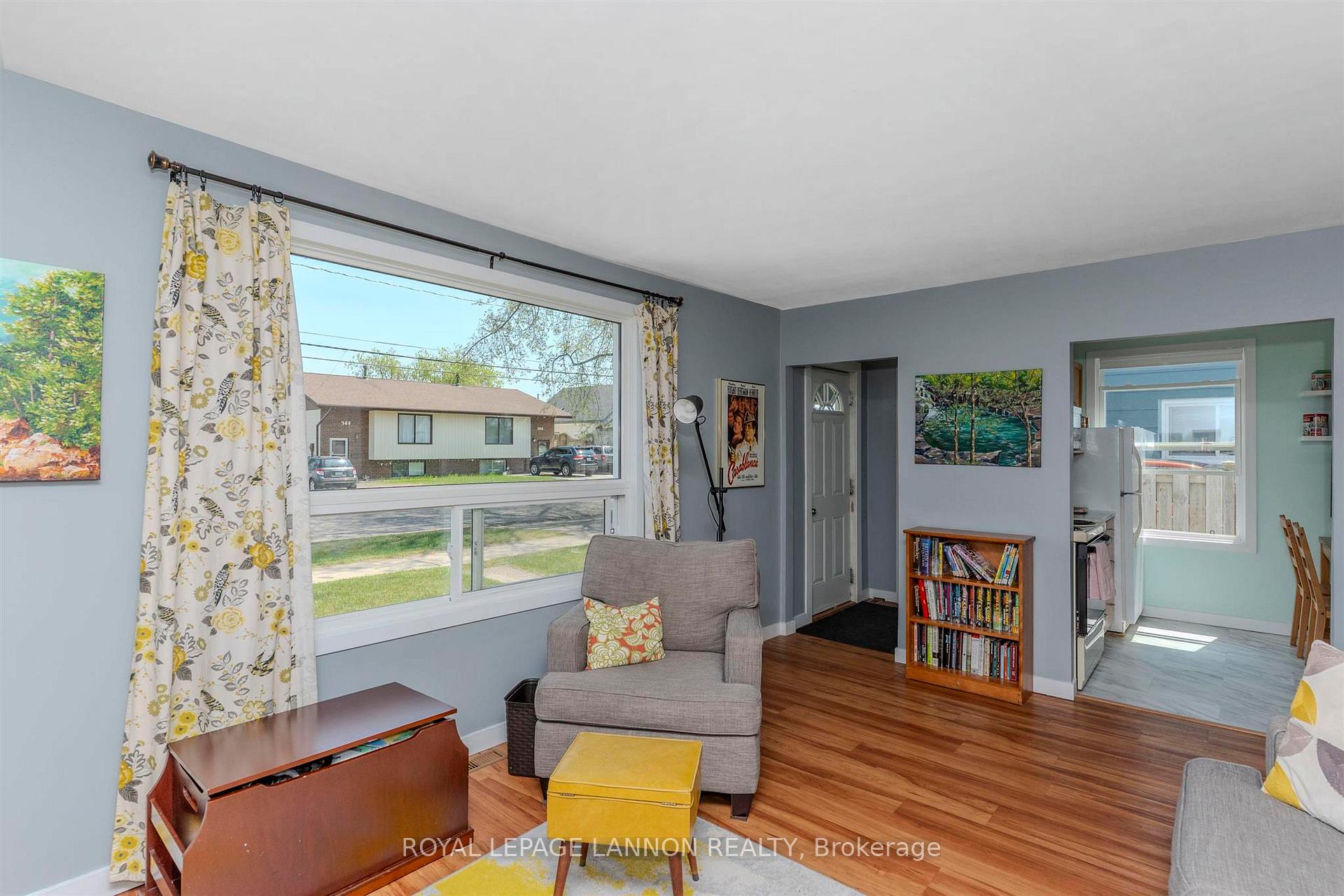 Photo 14 of 377 Leslie Avenue, Thunder Bay, Current River — HOMEH