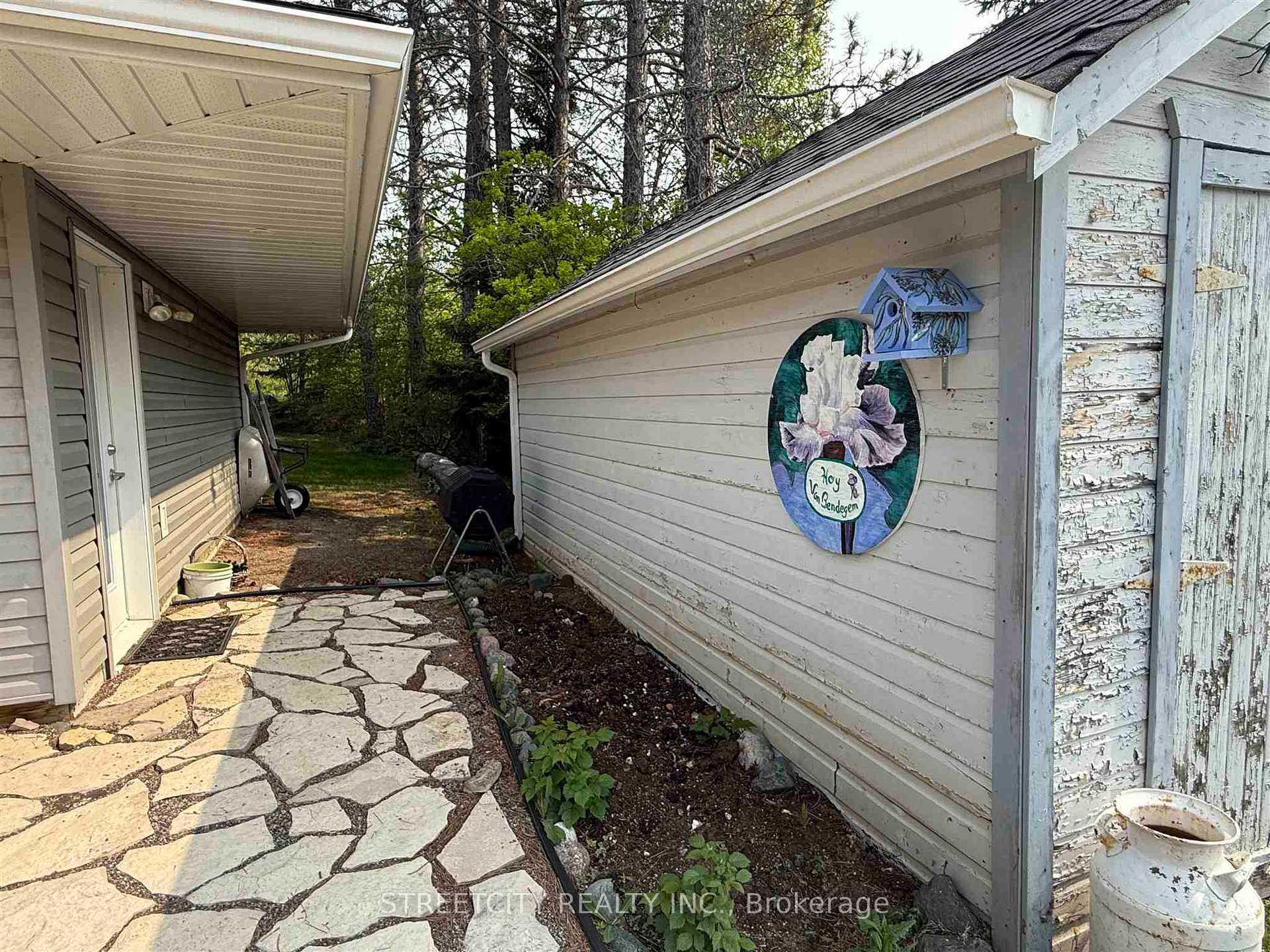 Photo 26 of 1329 Silver Beach Drive, Shuniah — HOMEH