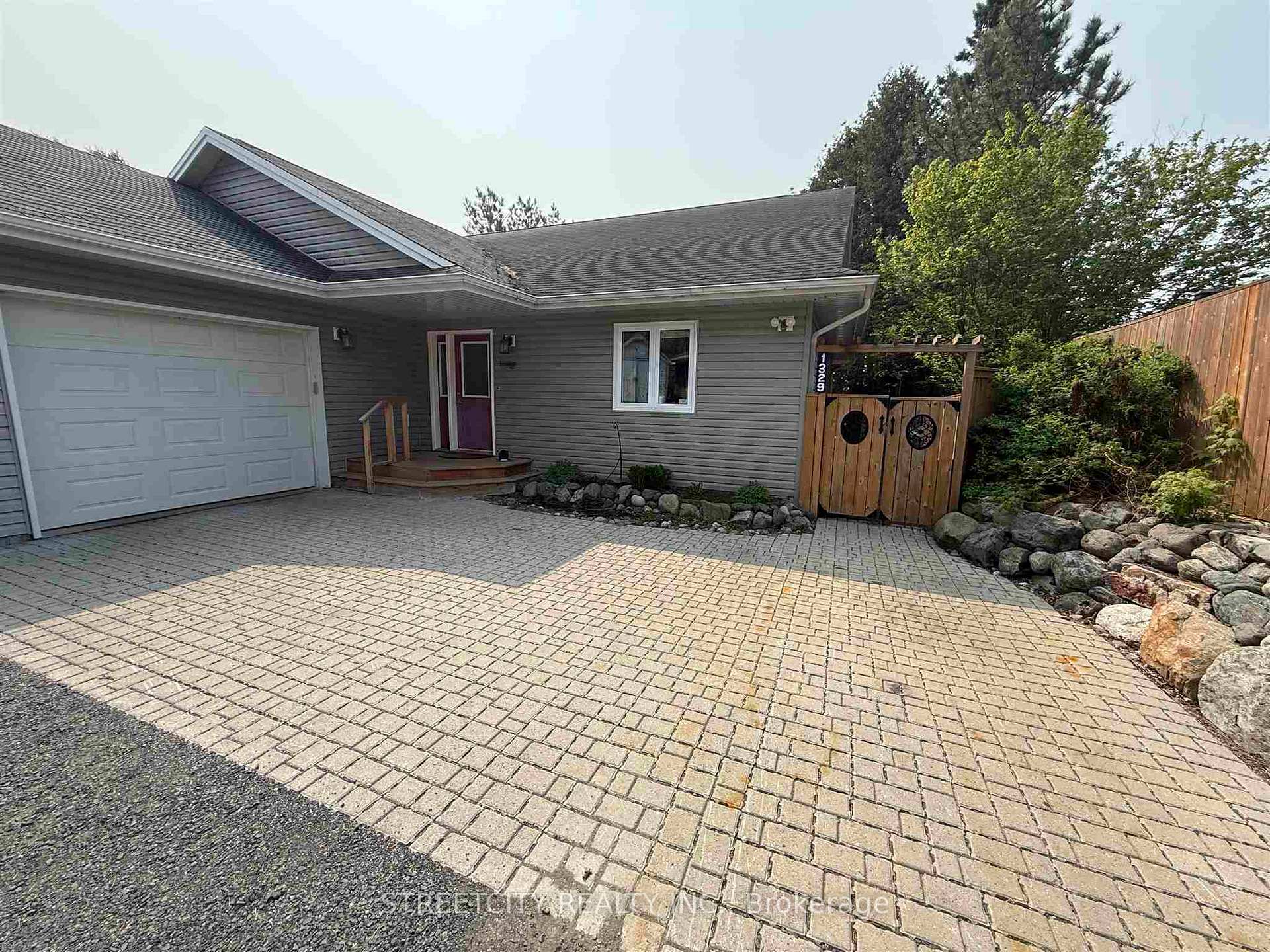 Photo 34 of 1329 Silver Beach Drive, Shuniah — HOMEH
