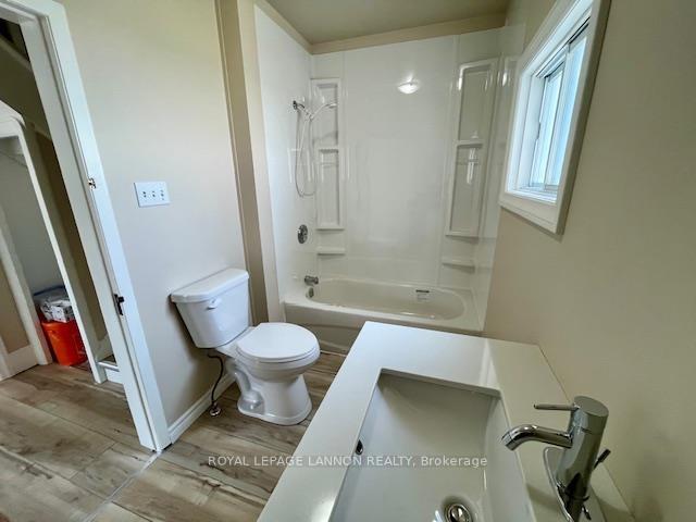 Photo 11 of 630 Winnipeg Avenue, Thunder Bay, Court / Cumberland — HOMEH