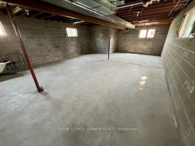 Photo 25 of 630 Winnipeg Avenue, Thunder Bay, Court / Cumberland — HOMEH
