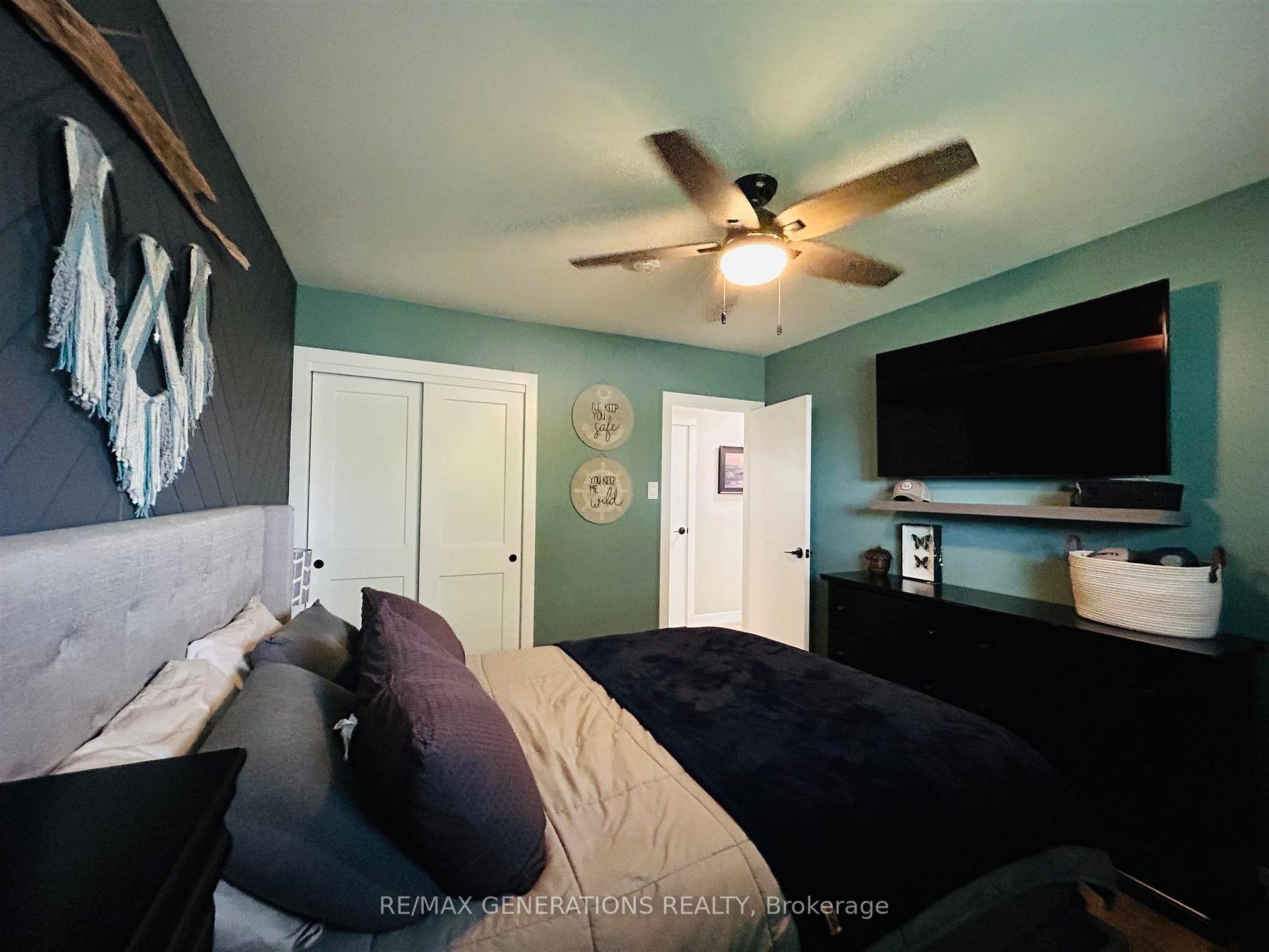 Photo 23 of 98 Phyllis Street, Thunder Bay, Forest Park — HOMEH