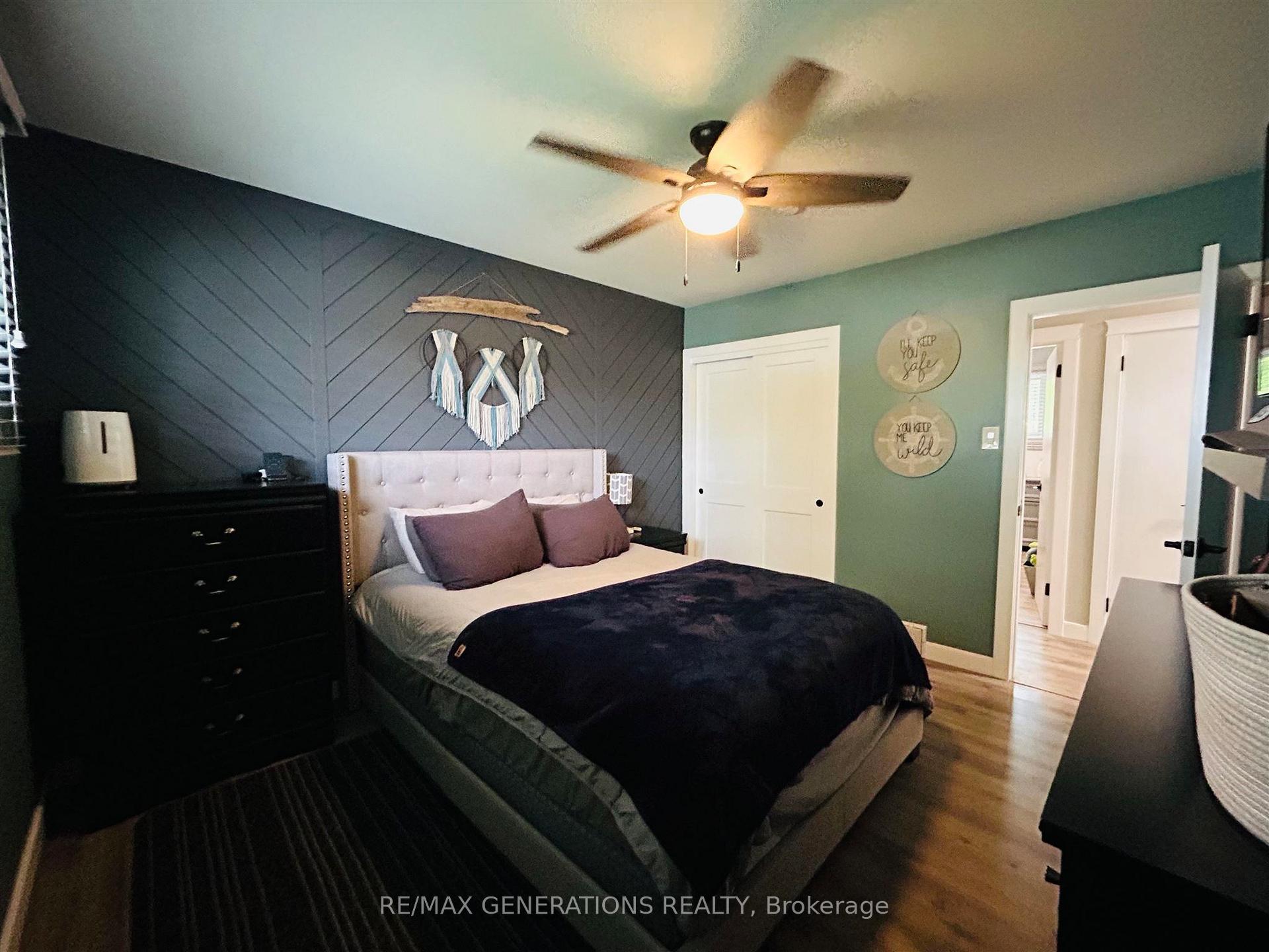 Photo 24 of 98 Phyllis Street, Thunder Bay, Forest Park — HOMEH