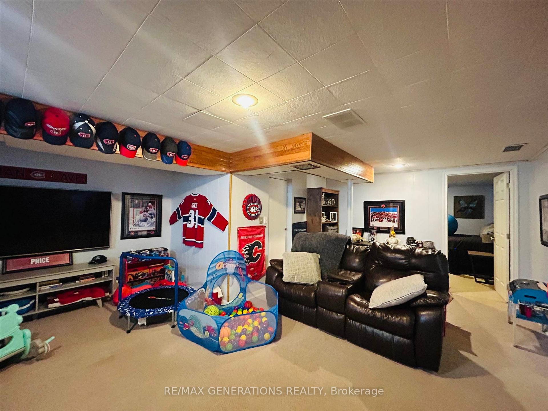 Photo 26 of 98 Phyllis Street, Thunder Bay, Forest Park — HOMEH