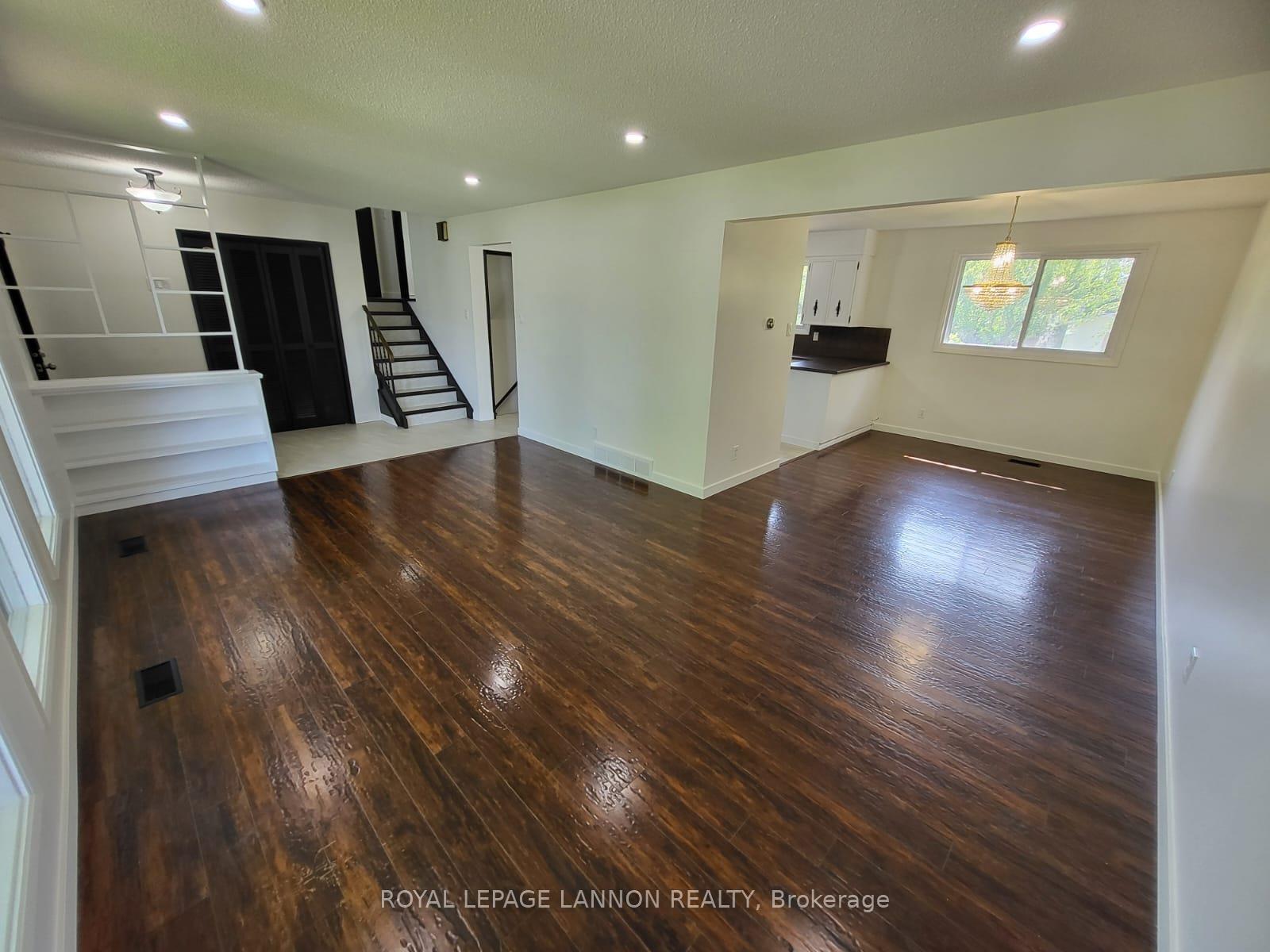 Photo 11 of 390 Lambton Pl., Thunder Bay, Northwood Park — HOMEH