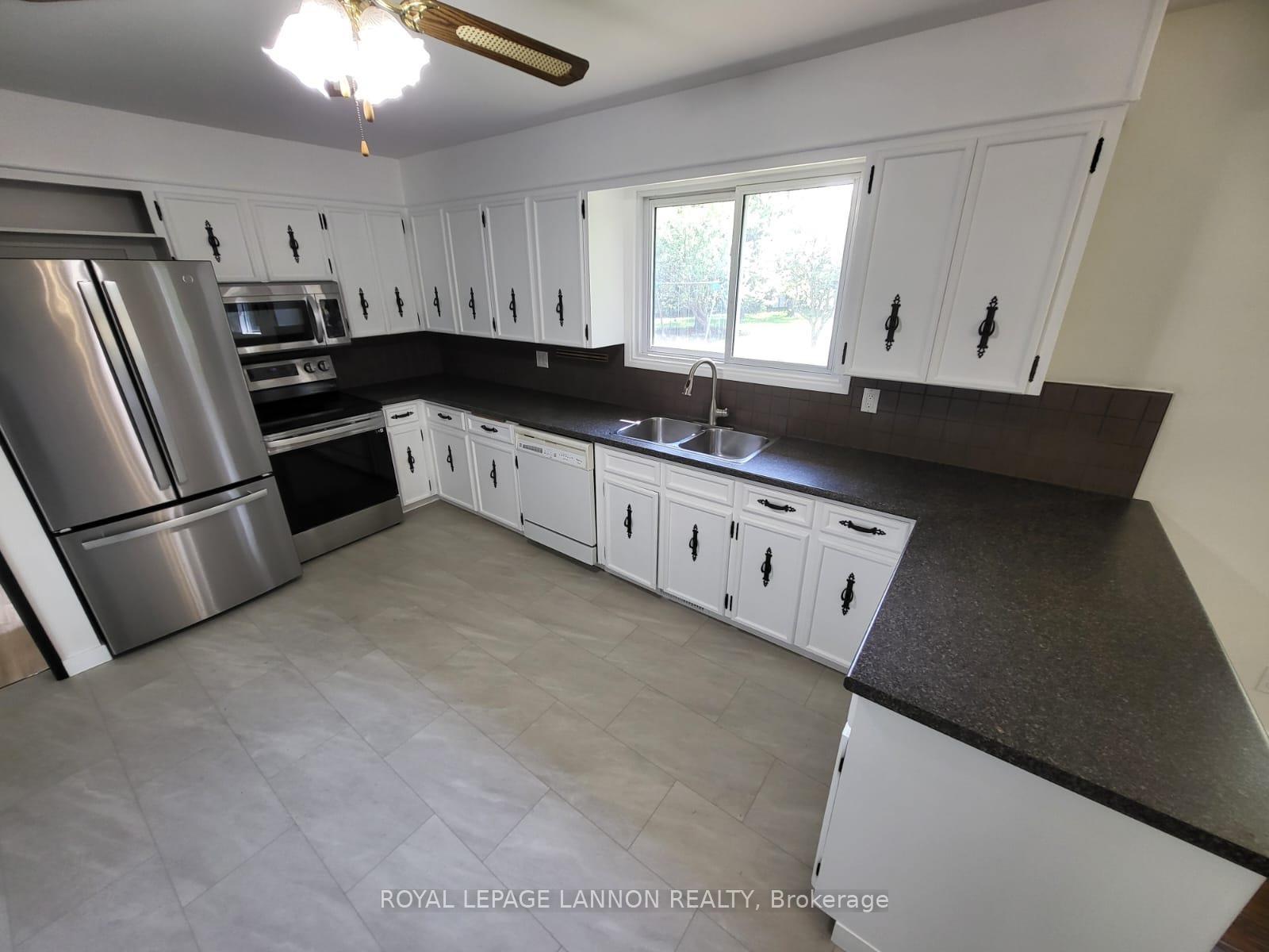 Photo 19 of 390 Lambton Pl., Thunder Bay, Northwood Park — HOMEH