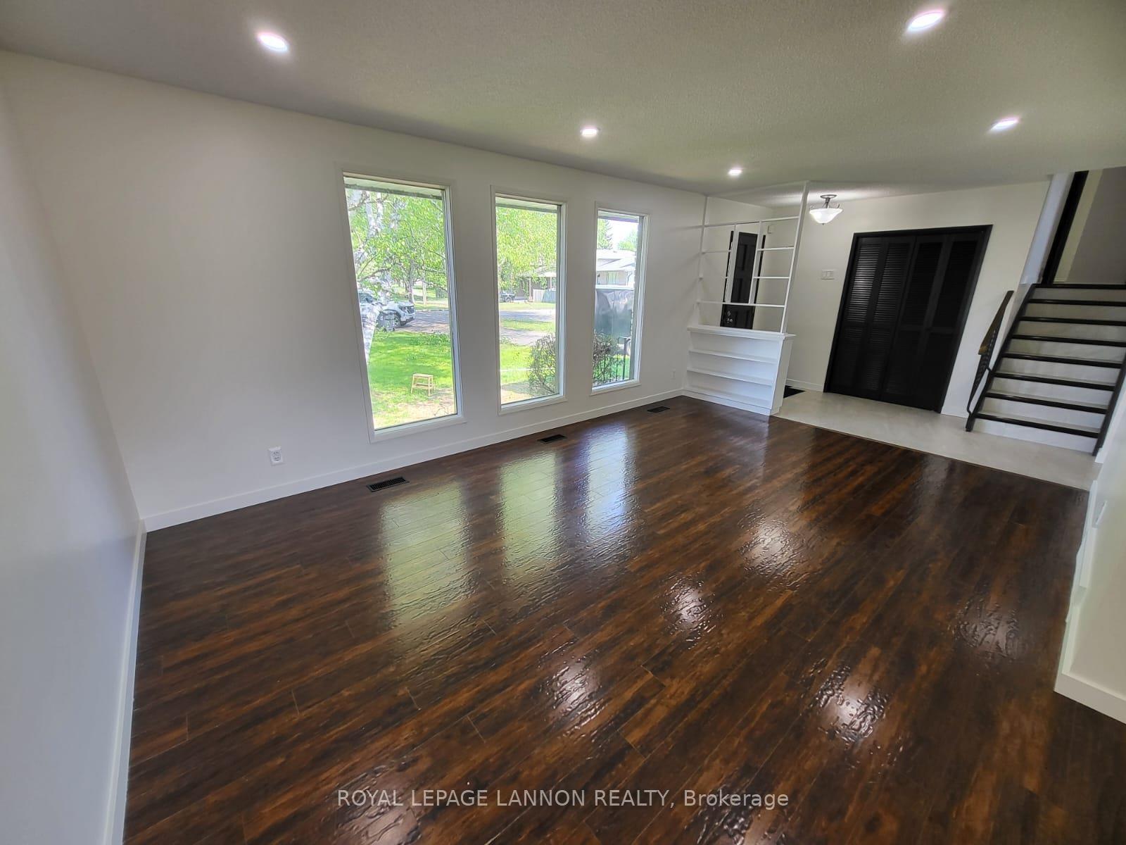 Photo 20 of 390 Lambton Pl., Thunder Bay, Northwood Park — HOMEH