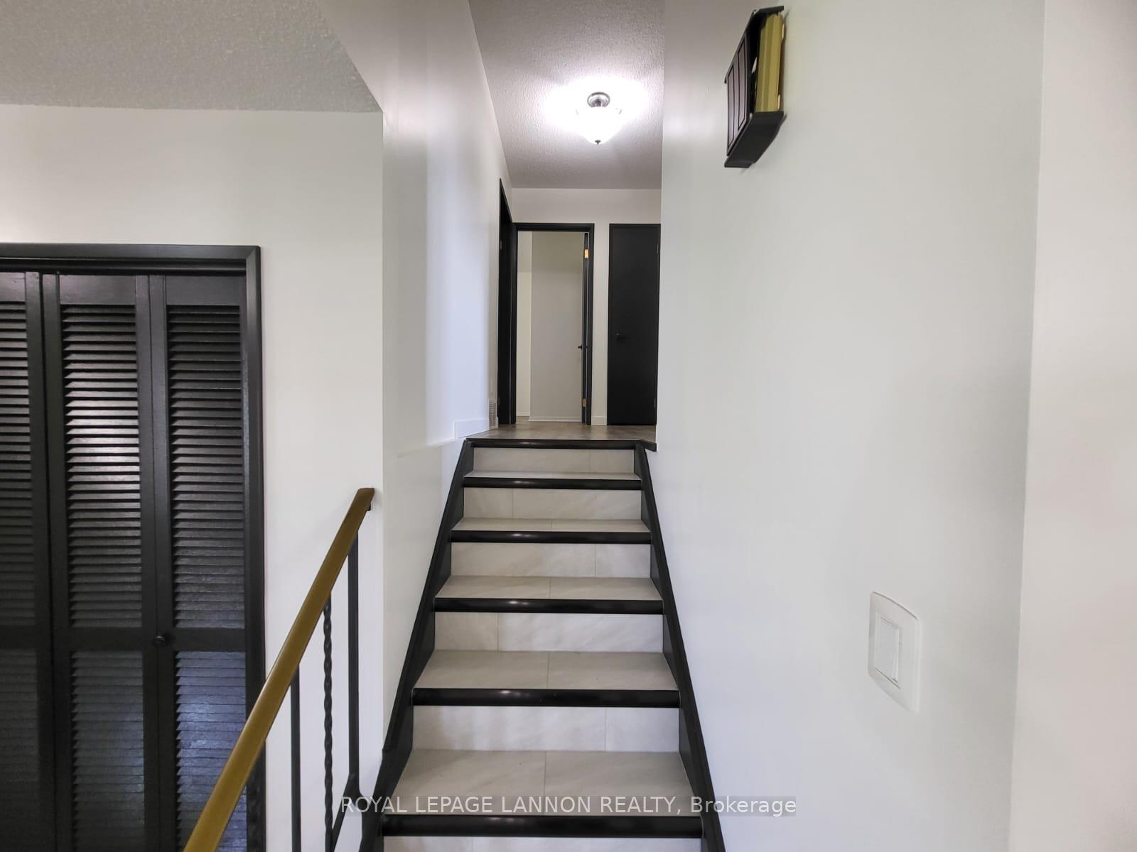 Photo 23 of 390 Lambton Pl., Thunder Bay, Northwood Park — HOMEH