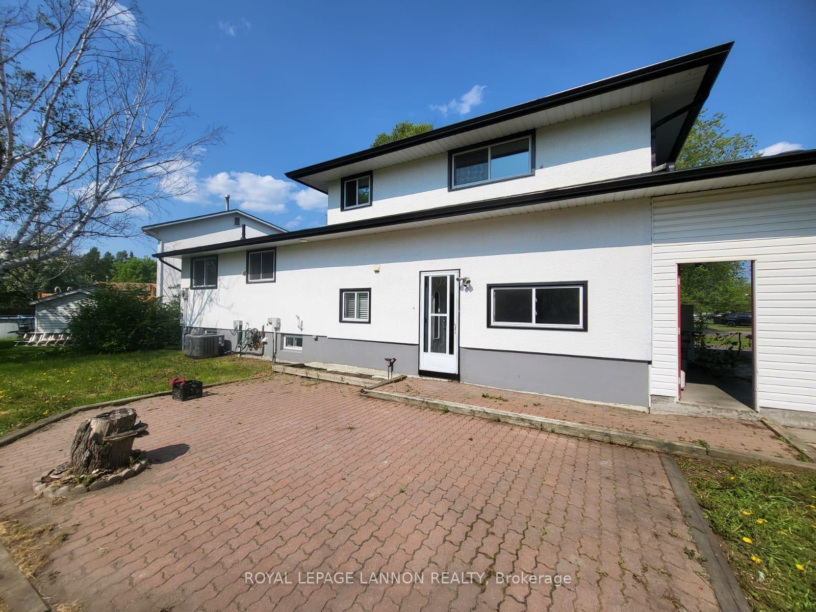 Photo 37 of 390 Lambton Pl., Thunder Bay, Northwood Park — HOMEH