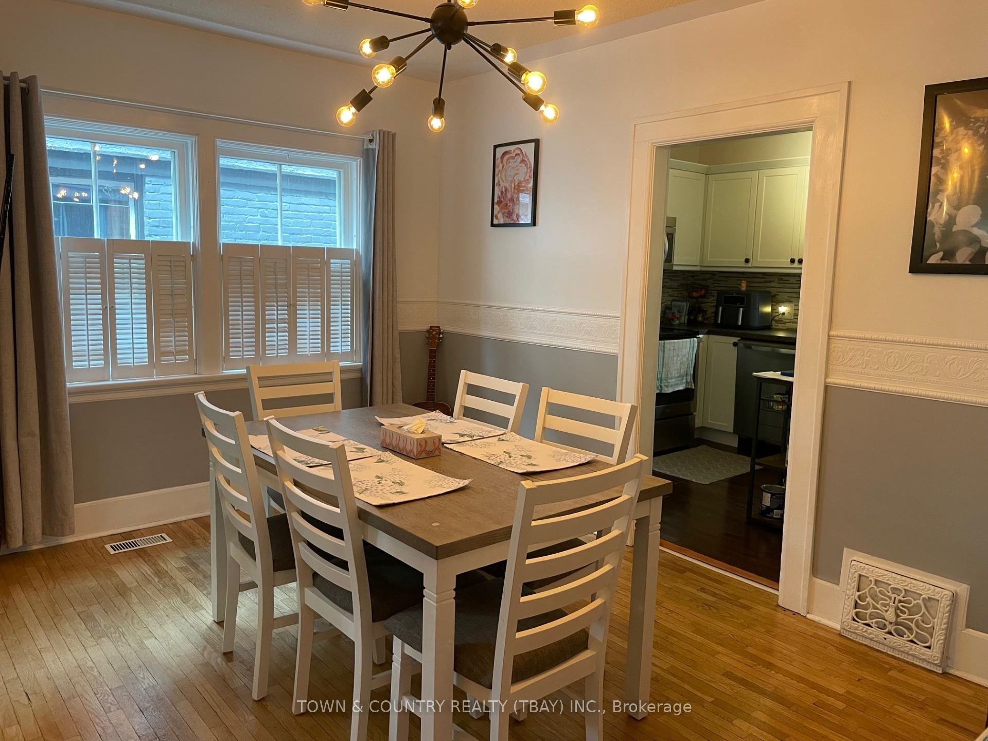 Photo 3 of 1421 Moodie Street E, Thunder Bay, Hyde Park — HOMEH