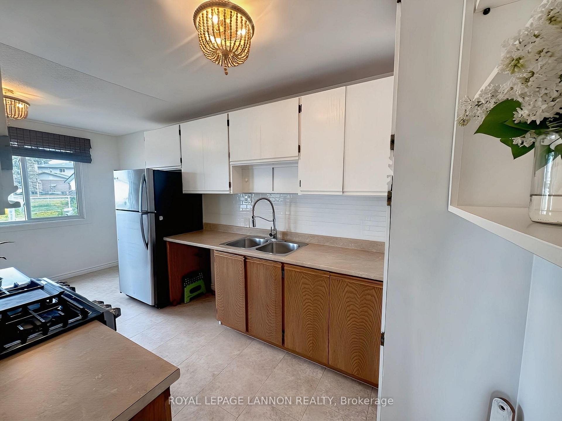 Photo 5 of 140A Centennial Drive, Greenstone — HOMEH