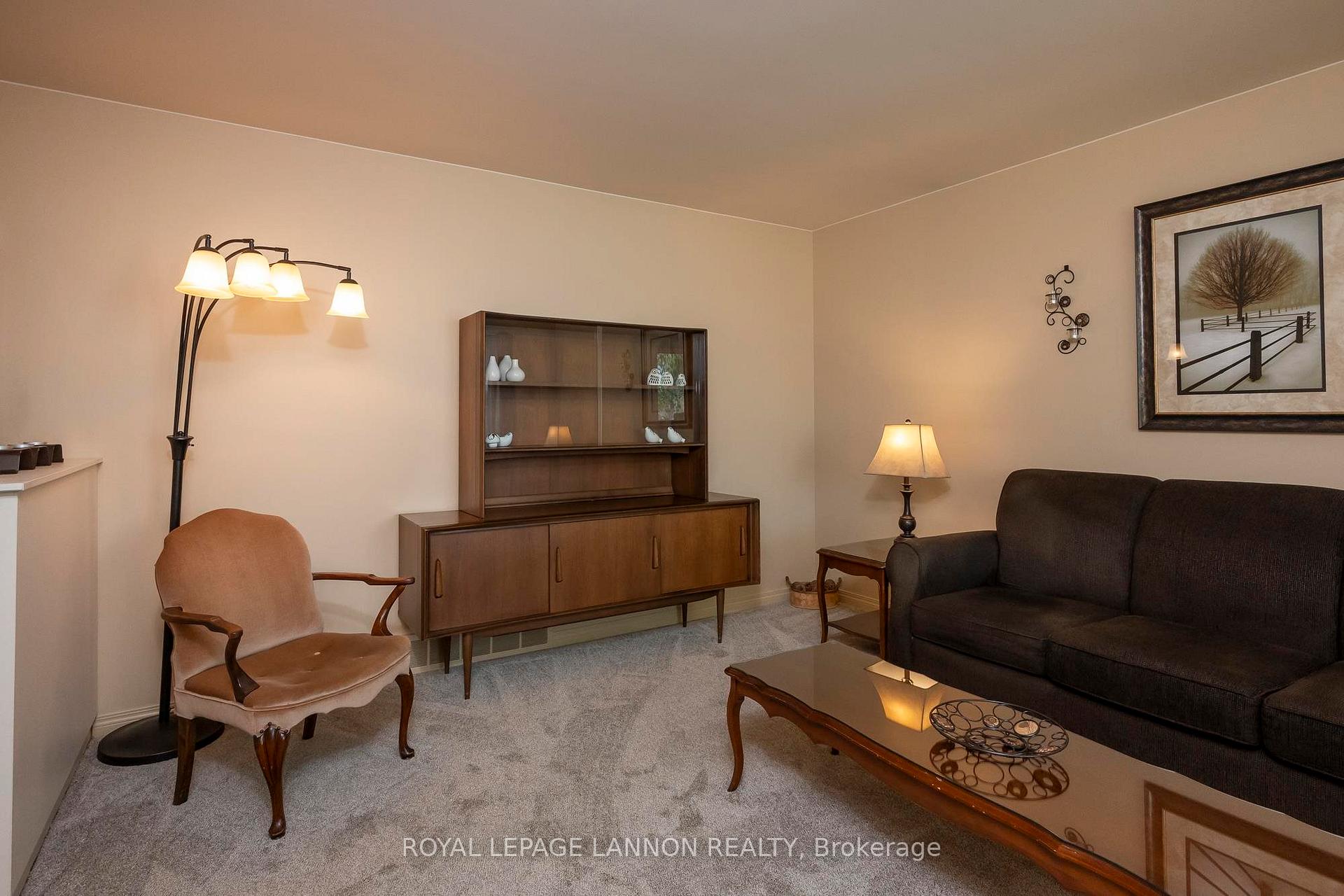 Photo 6 of 120 Black Bay Crescent, Thunder Bay, Current River — HOMEH