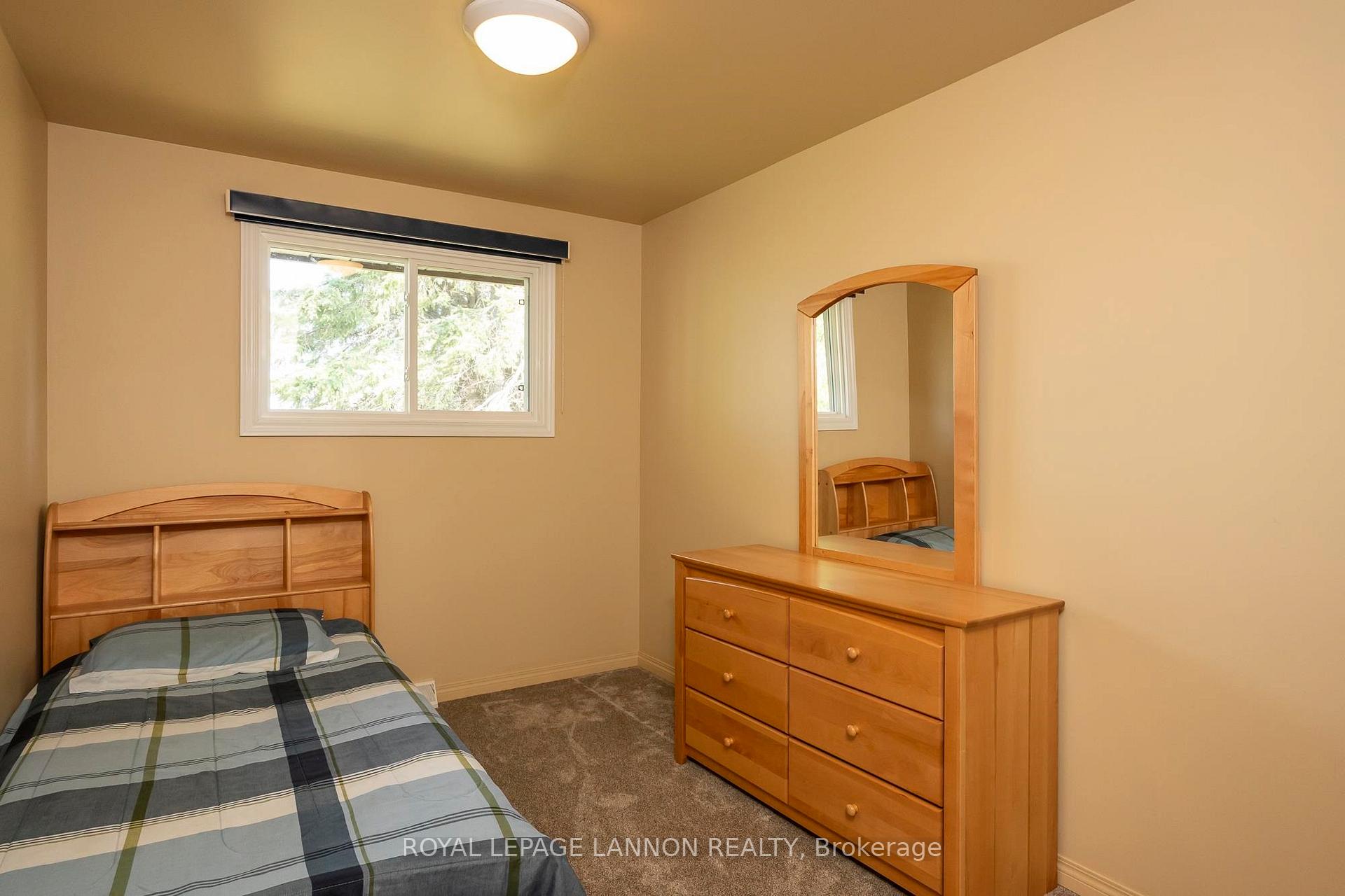 Photo 24 of 120 Black Bay Crescent, Thunder Bay, Current River — HOMEH