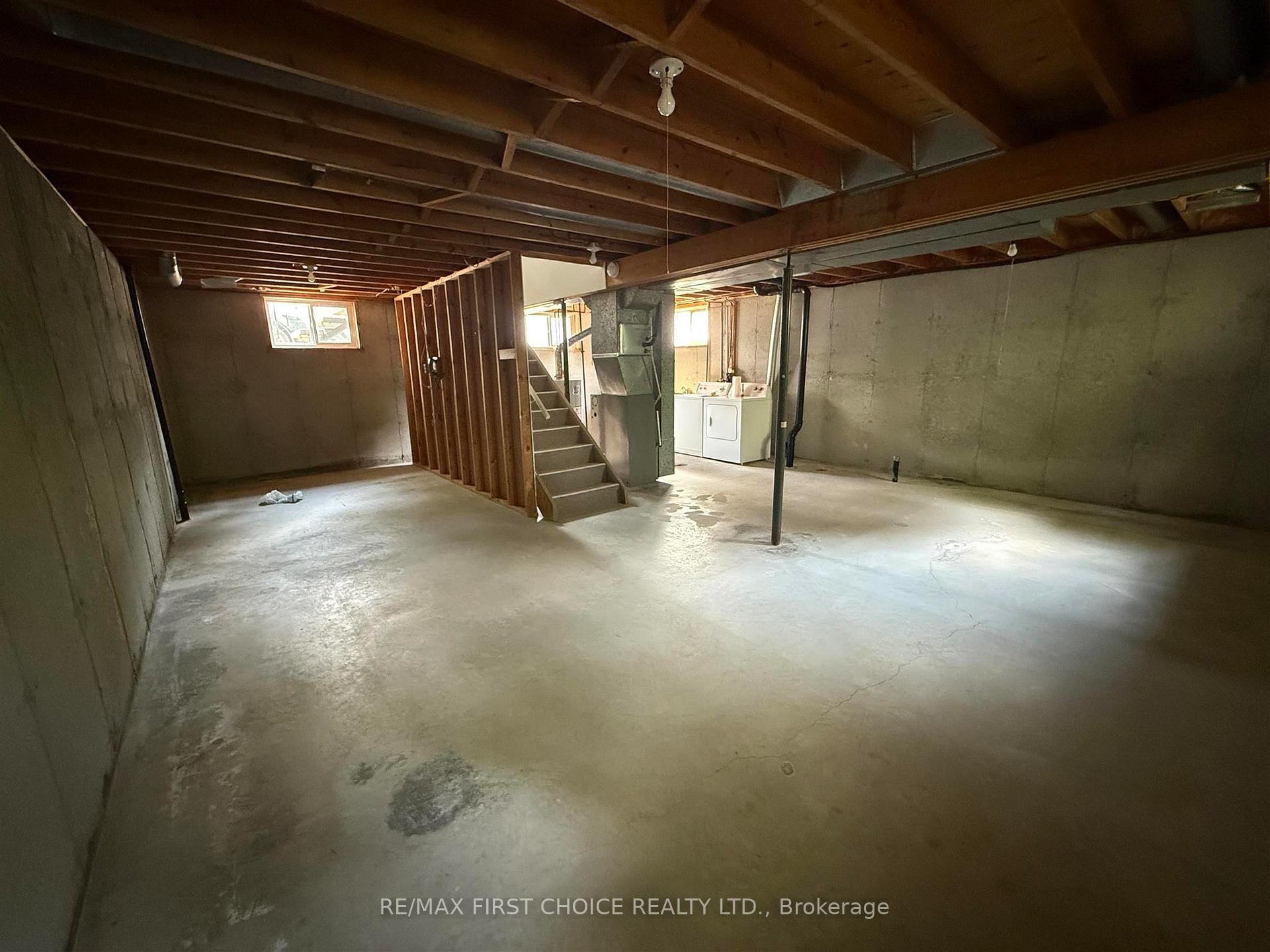 Photo 11 of 68 Albert Street, Dryden, Riverview — HOMEH