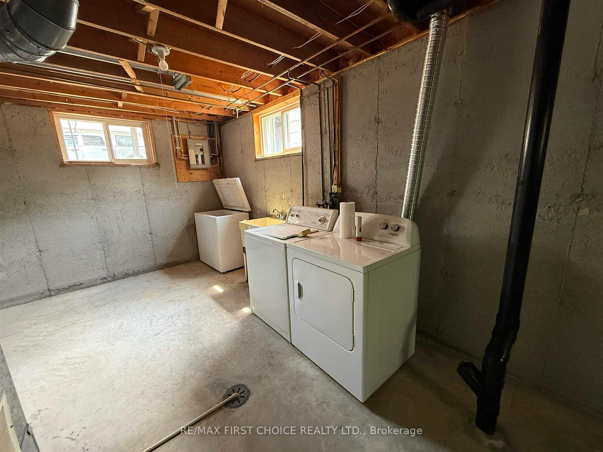 Photo 13 of 68 Albert Street, Dryden, Riverview — HOMEH