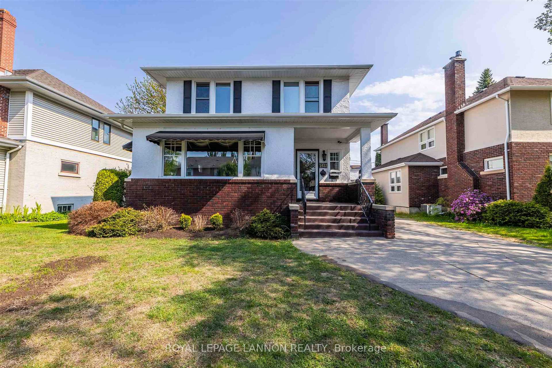 Front of 1421 Isabella Street