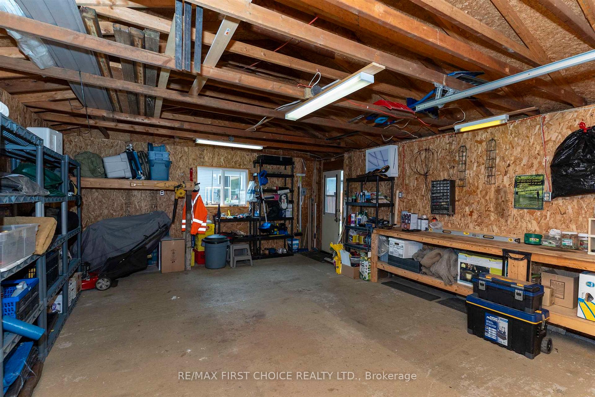 Photo 41 of 458 Rita Street, Thunder Bay, Current River — HOMEH