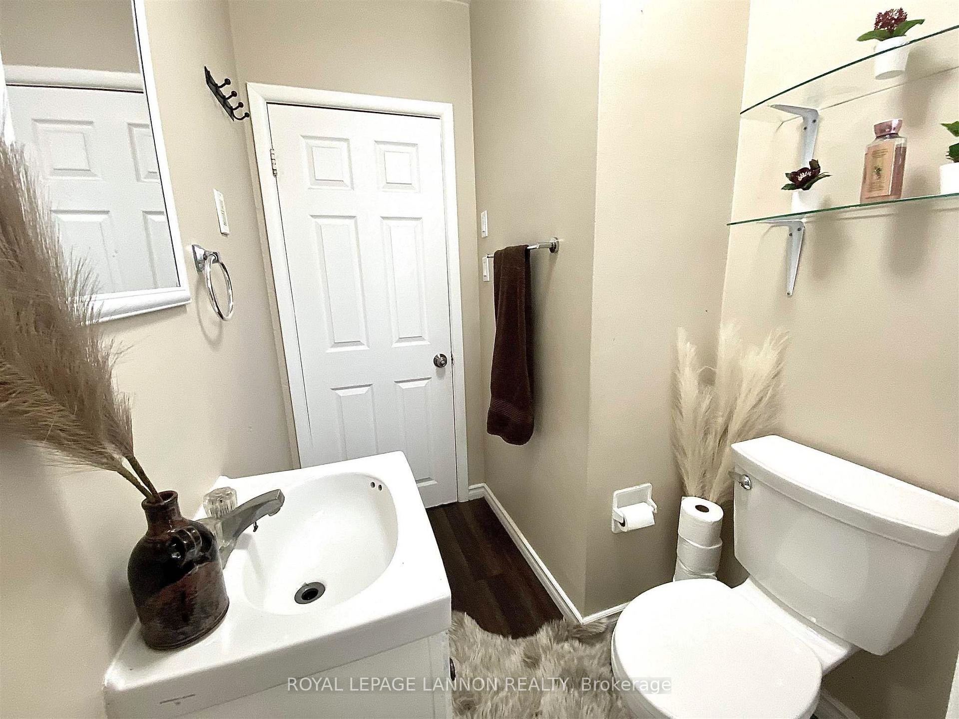 Photo 11 of 116 Maplewood Street N, Thunder Bay, Edgewater Park — HOMEH