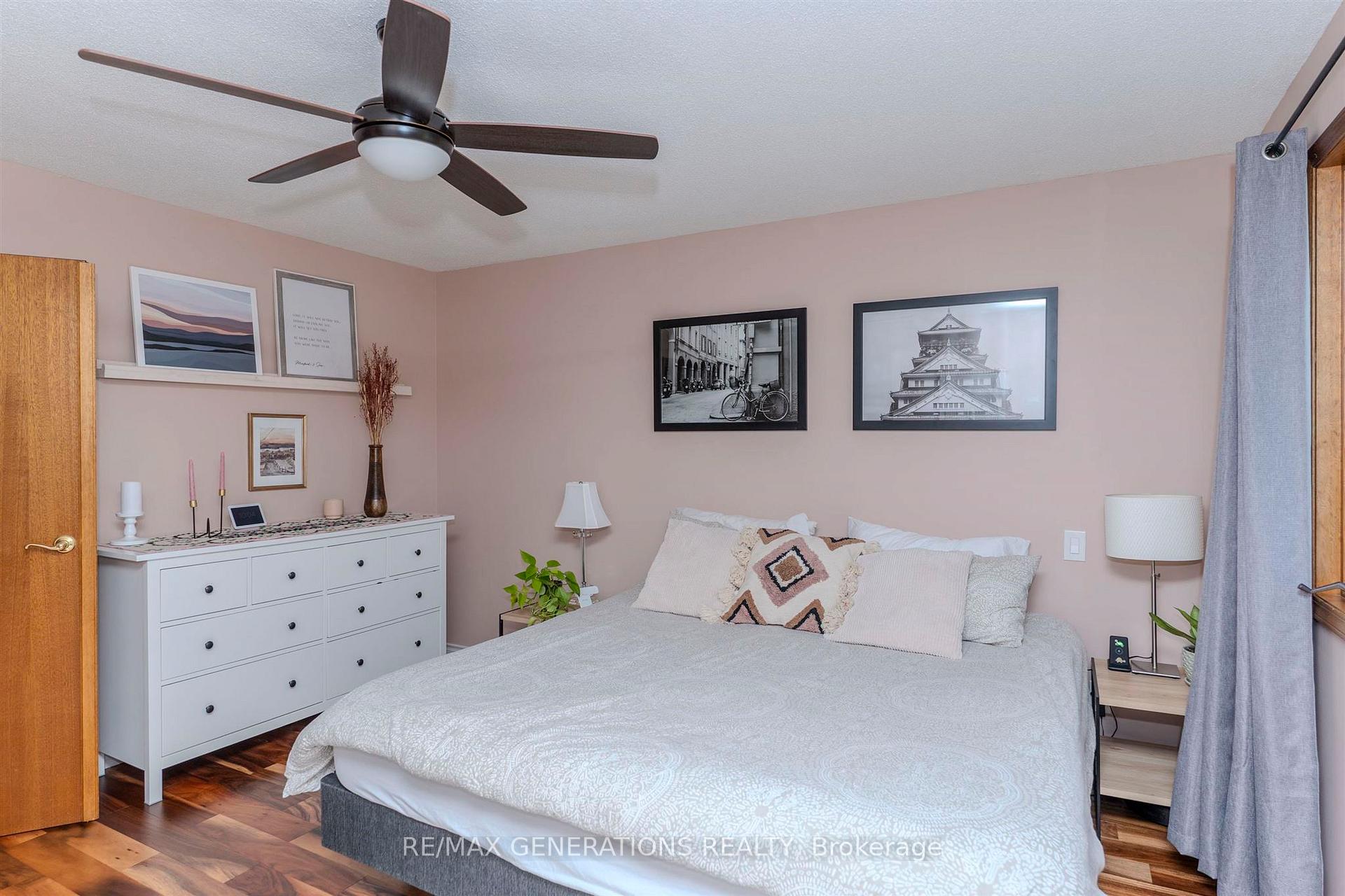 Photo 14 of 218 London Drive, Thunder Bay, Dawson Heights — HOMEH