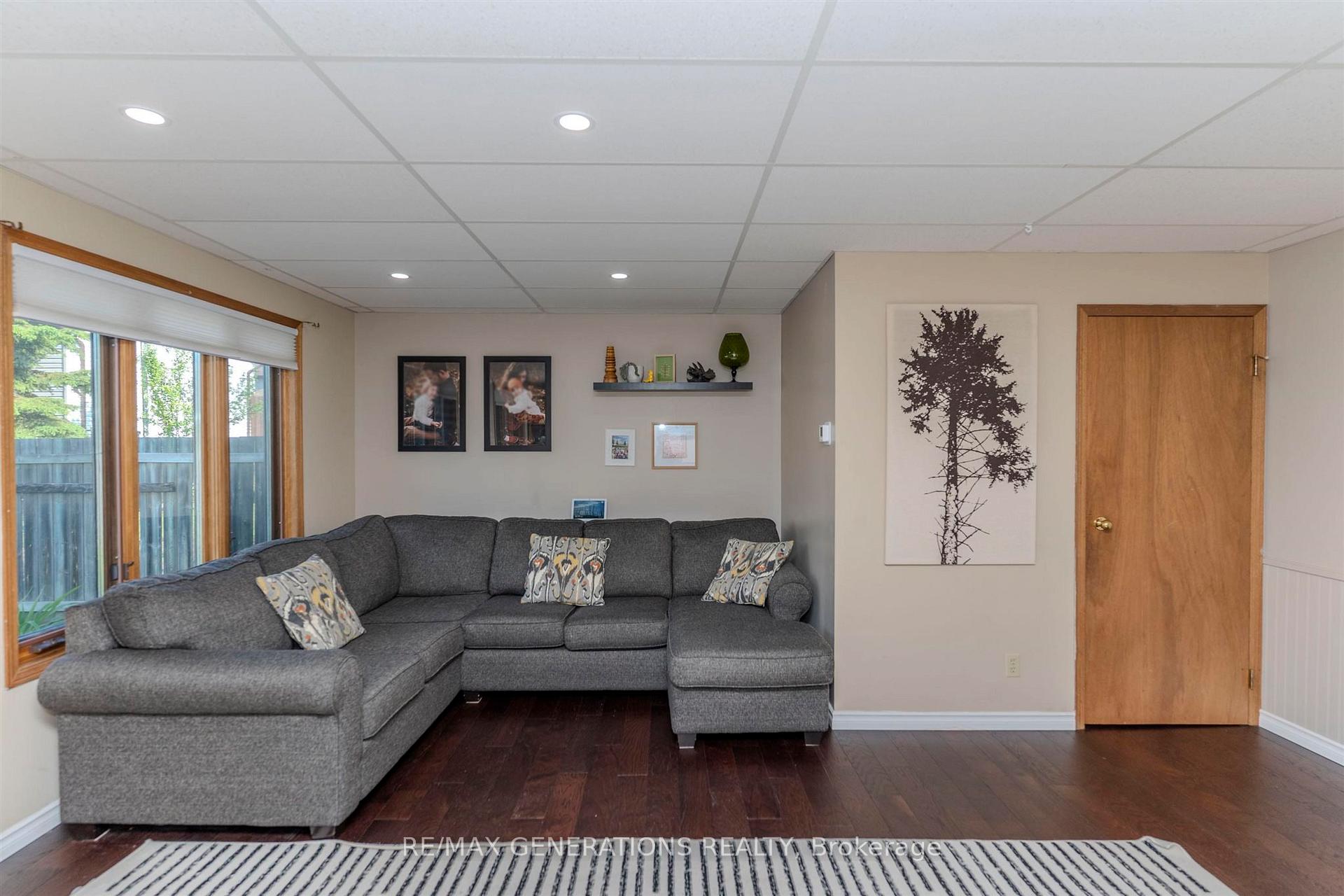 Photo 24 of 218 London Drive, Thunder Bay, Dawson Heights — HOMEH