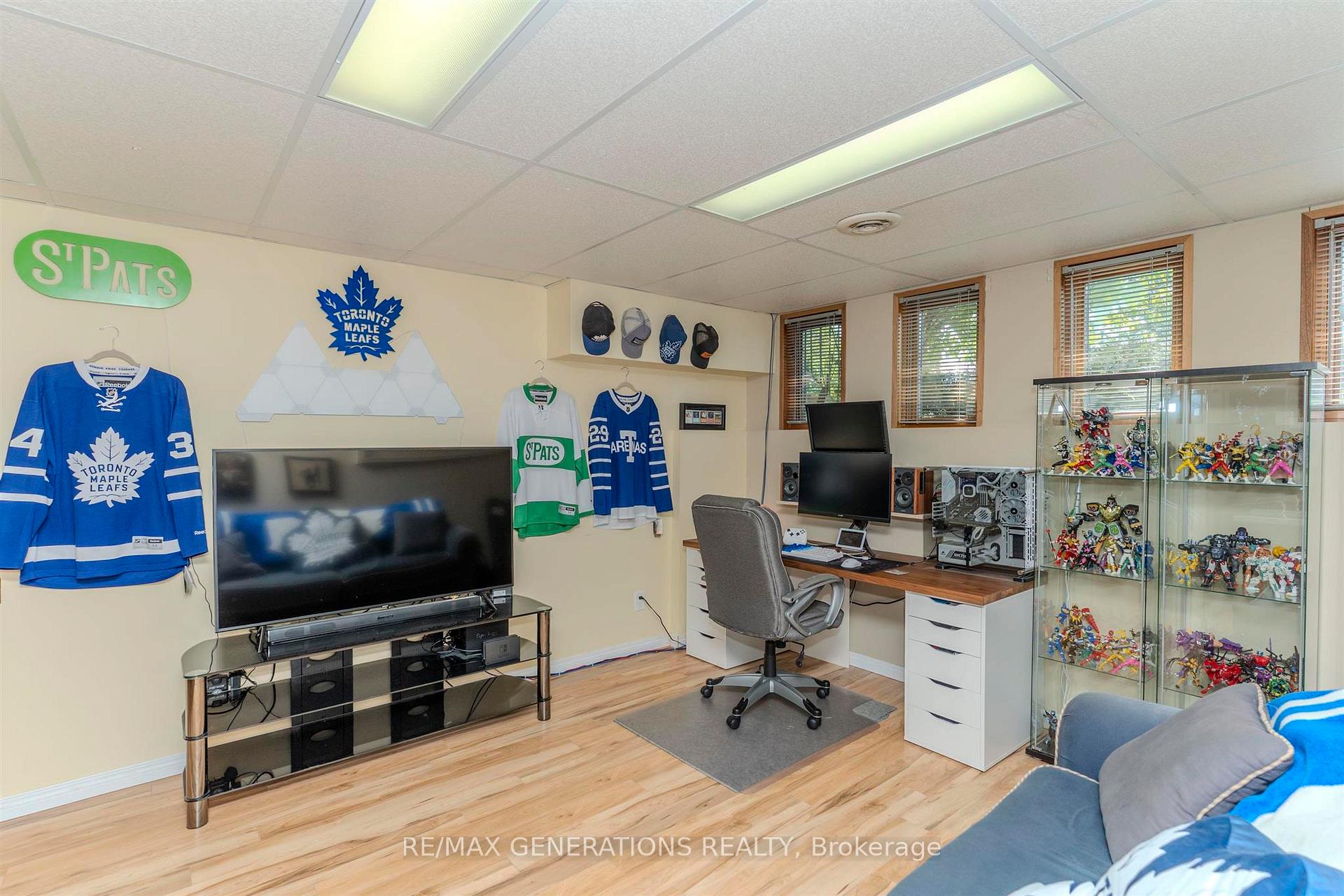 Photo 29 of 218 London Drive, Thunder Bay, Dawson Heights — HOMEH