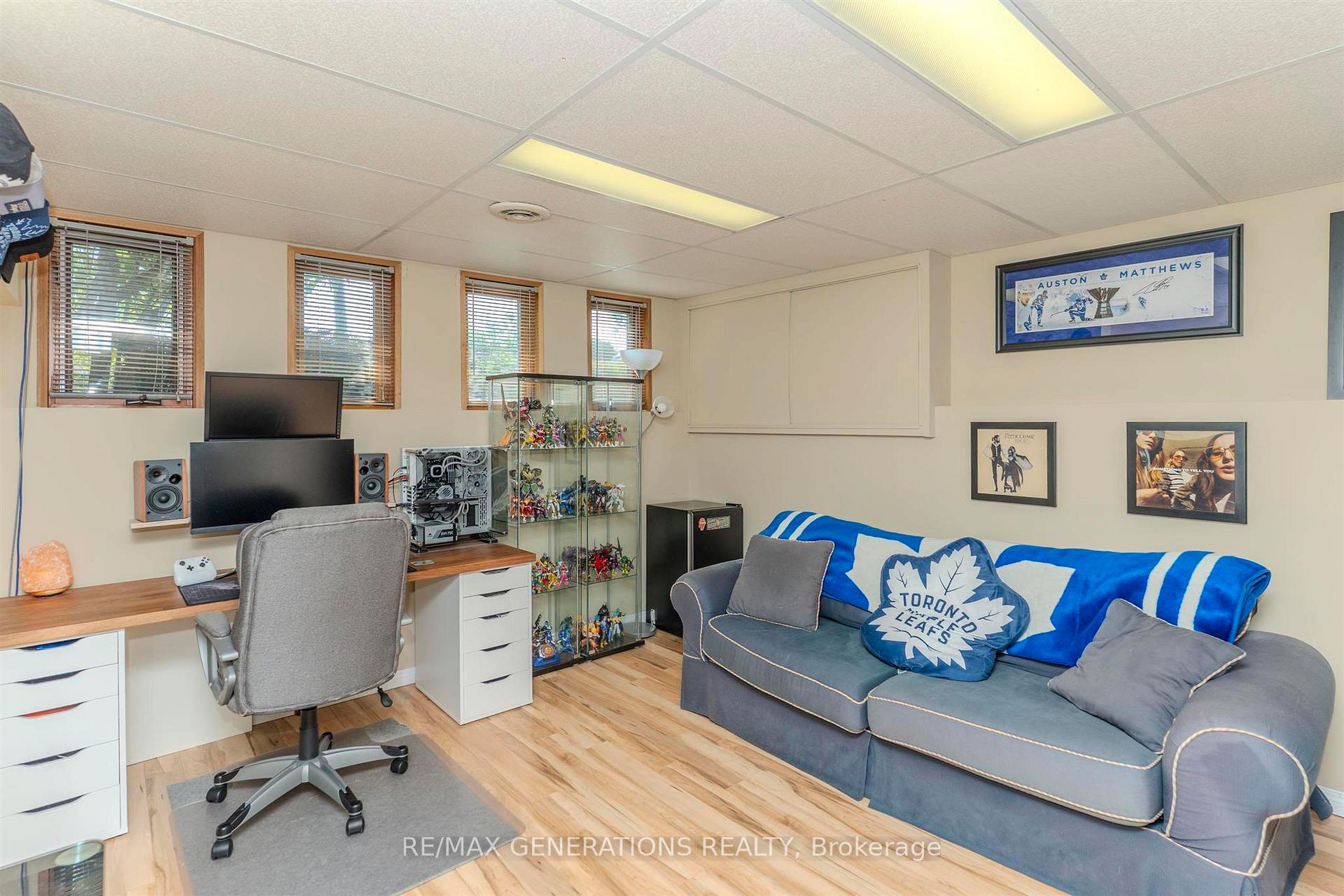 Photo 30 of 218 London Drive, Thunder Bay, Dawson Heights — HOMEH