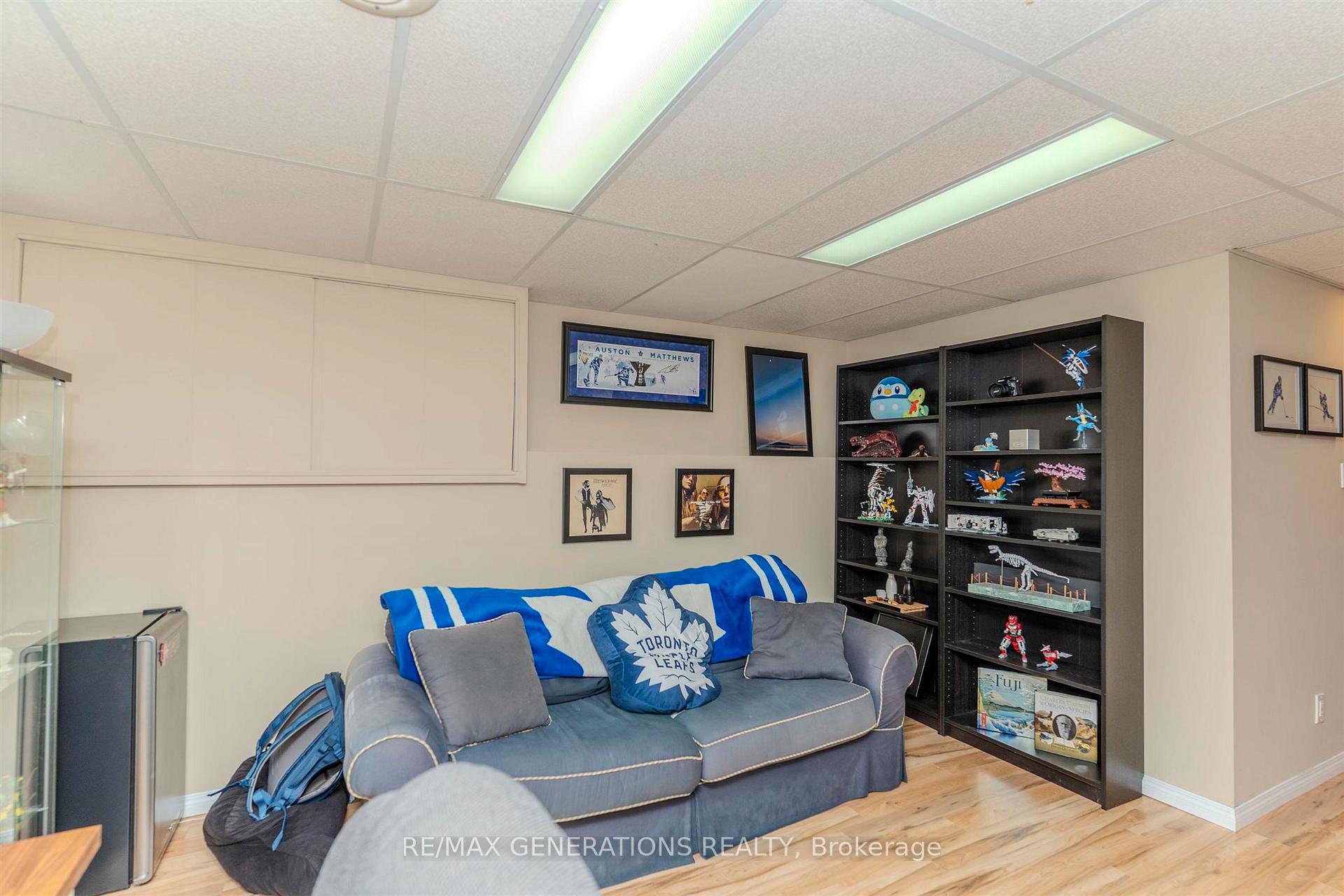 Photo 31 of 218 London Drive, Thunder Bay, Dawson Heights — HOMEH