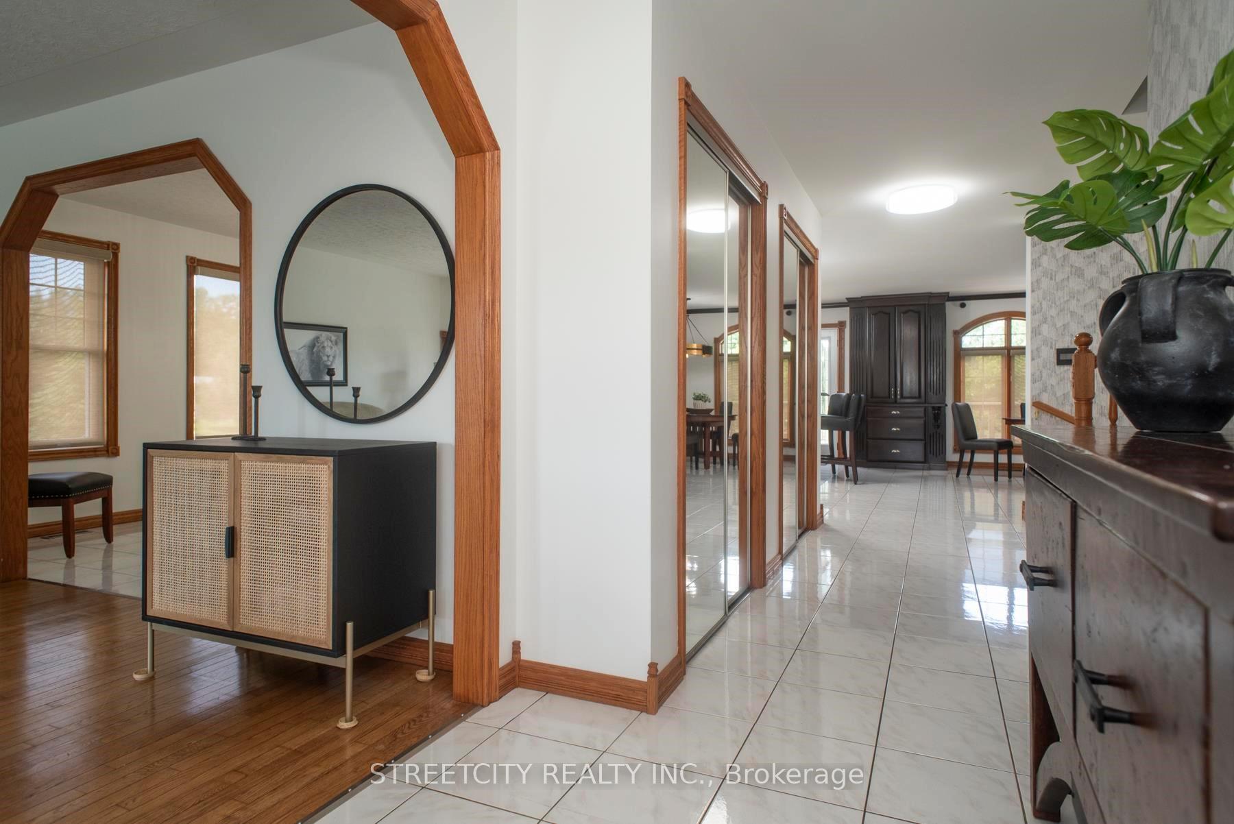 Photo 6 of 313 Cadillac Circle, Thunder Bay, McIntyre South — HOMEH