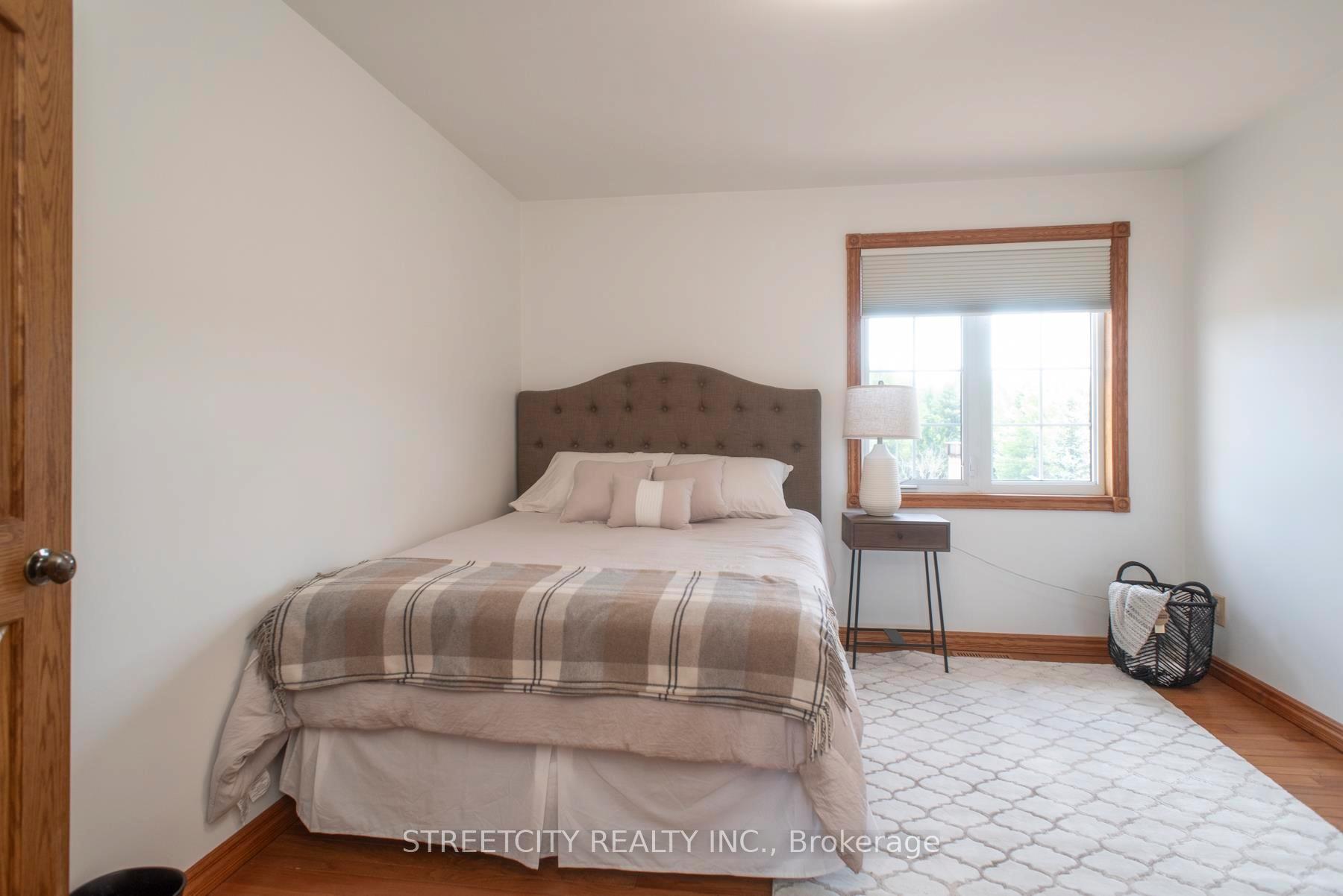 Photo 21 of 313 Cadillac Circle, Thunder Bay, McIntyre South — HOMEH